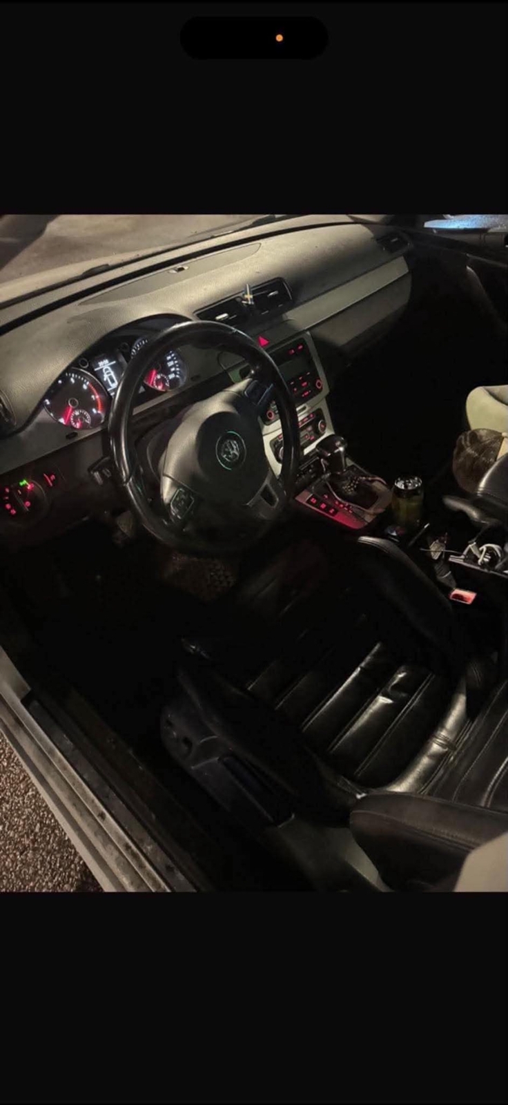Volkswagen Passat 2010, kuva 2/3