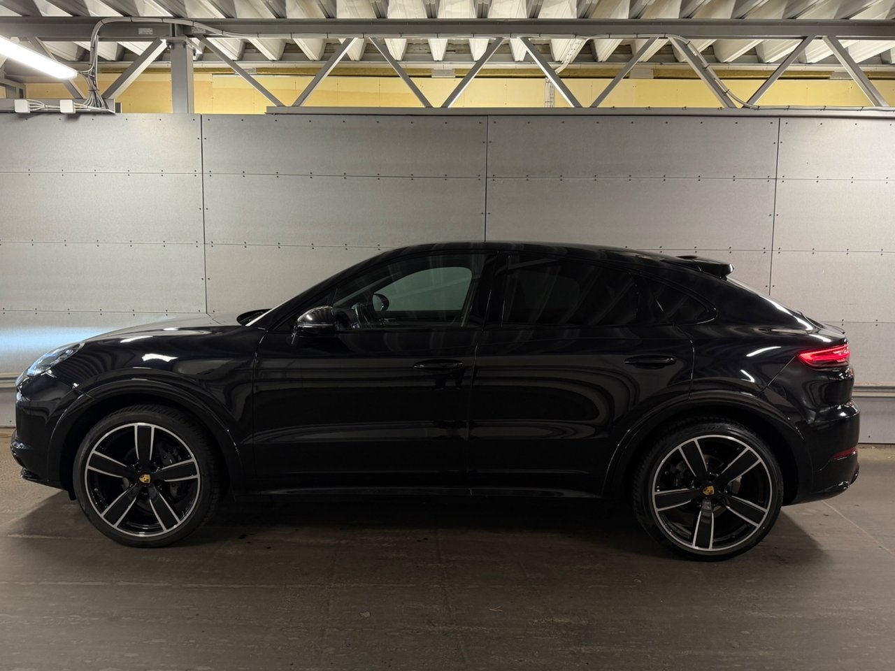 Porsche Cayenne Coupe 22” 2020, photo 2/10