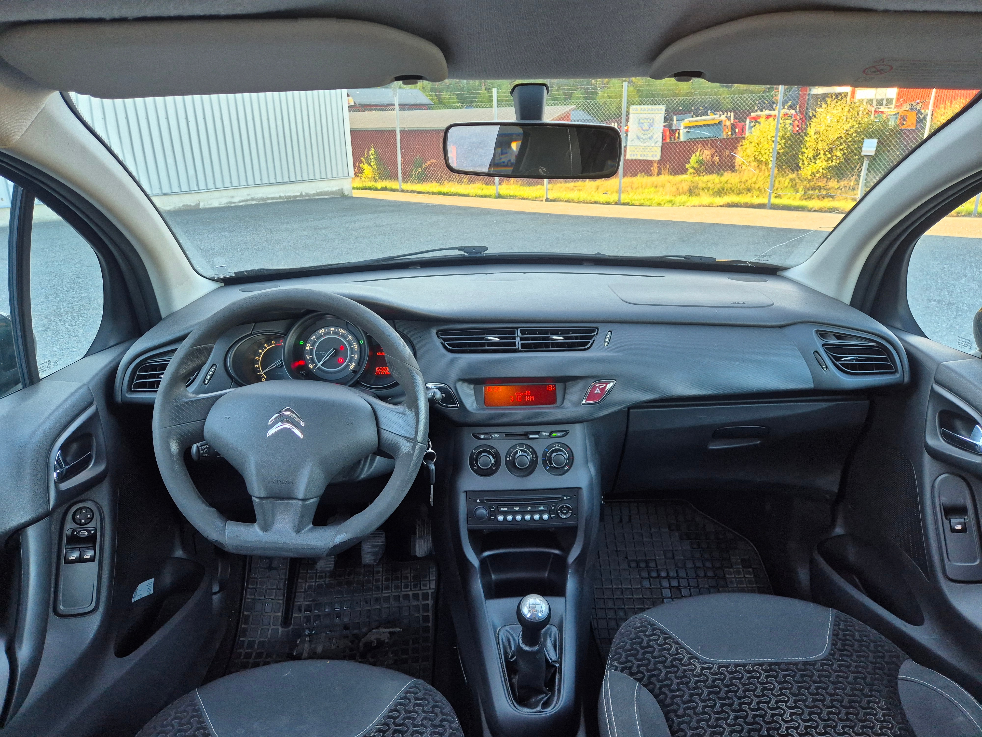 Citroen C3 1.4i Manuell 2010, bild 5/7