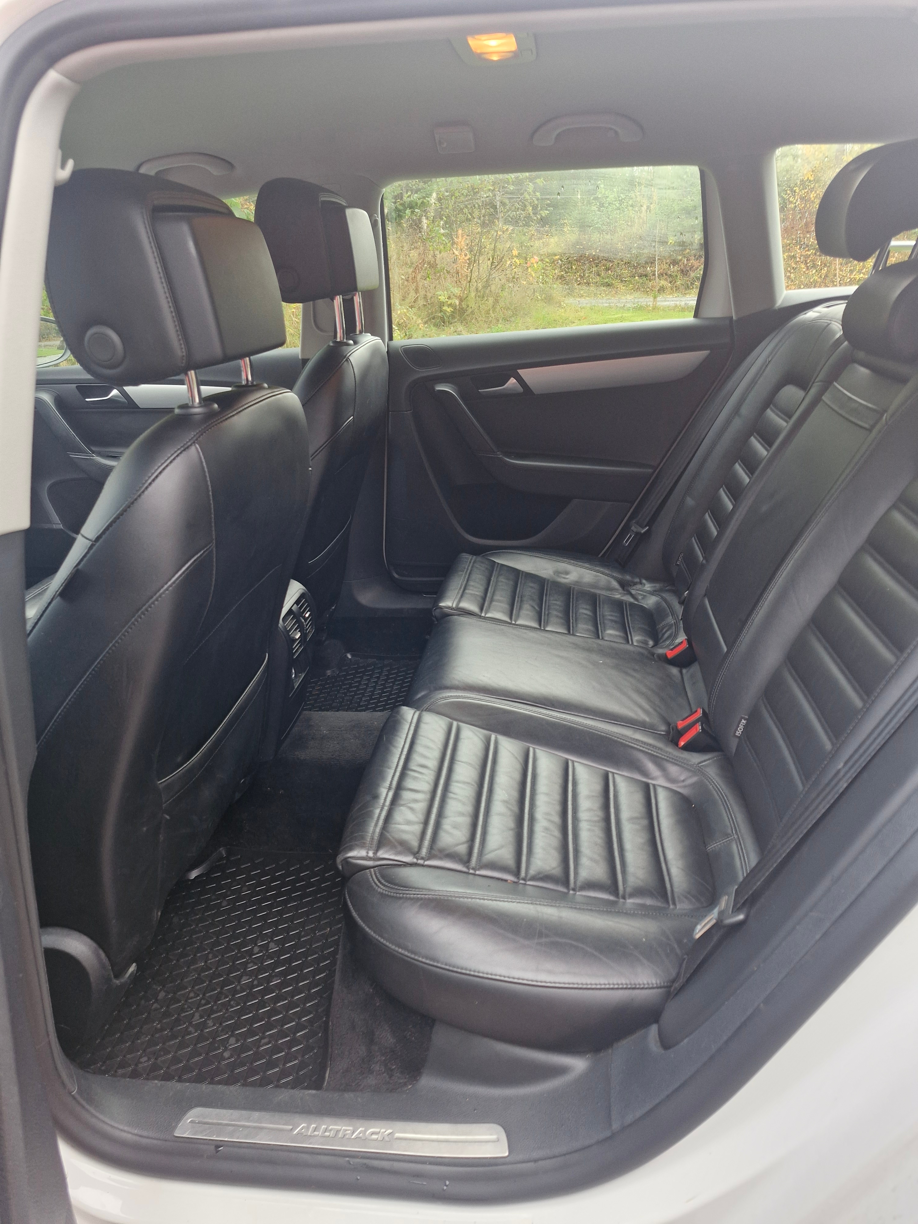 Volkswagen Passat 2014, bild 5/5