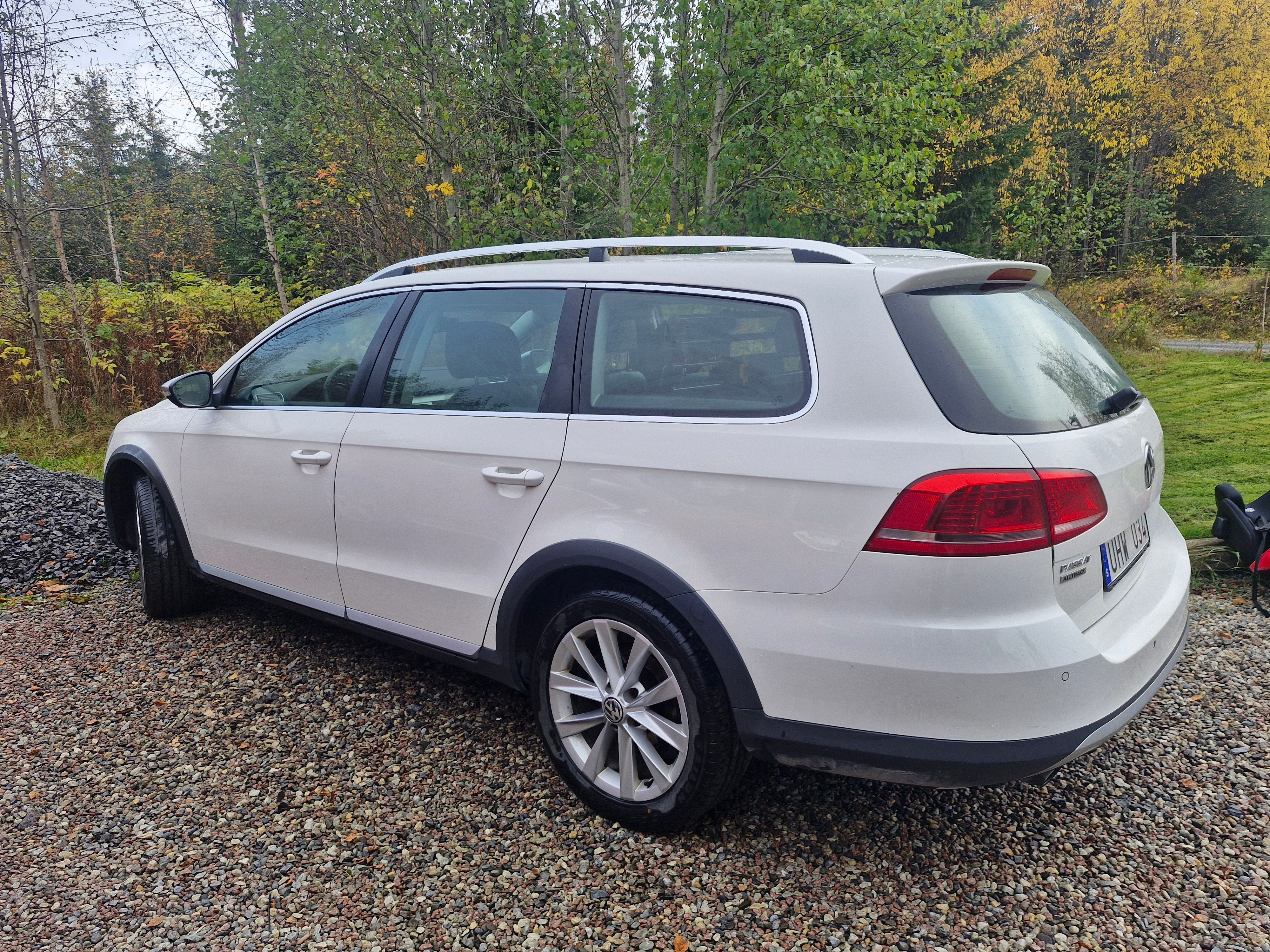 Volkswagen Passat 2014, bild 2/5
