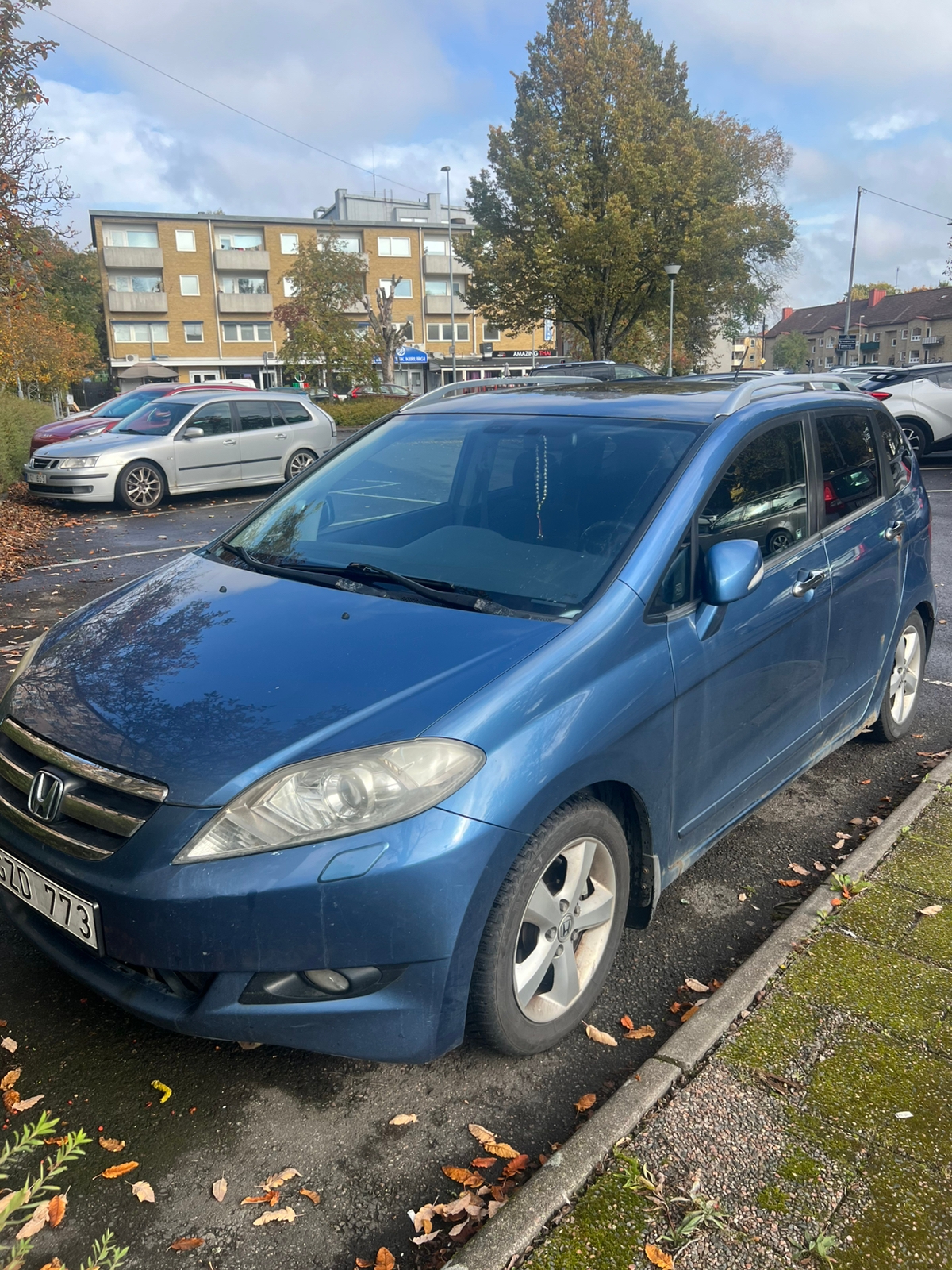 Honda FR-V
