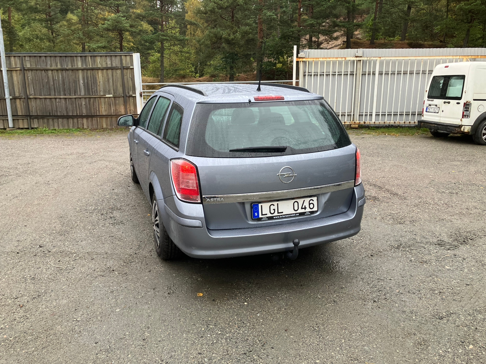 Opel Astra Caravan 1.6 ECOTEC Manuell 2011, kuva 2/6