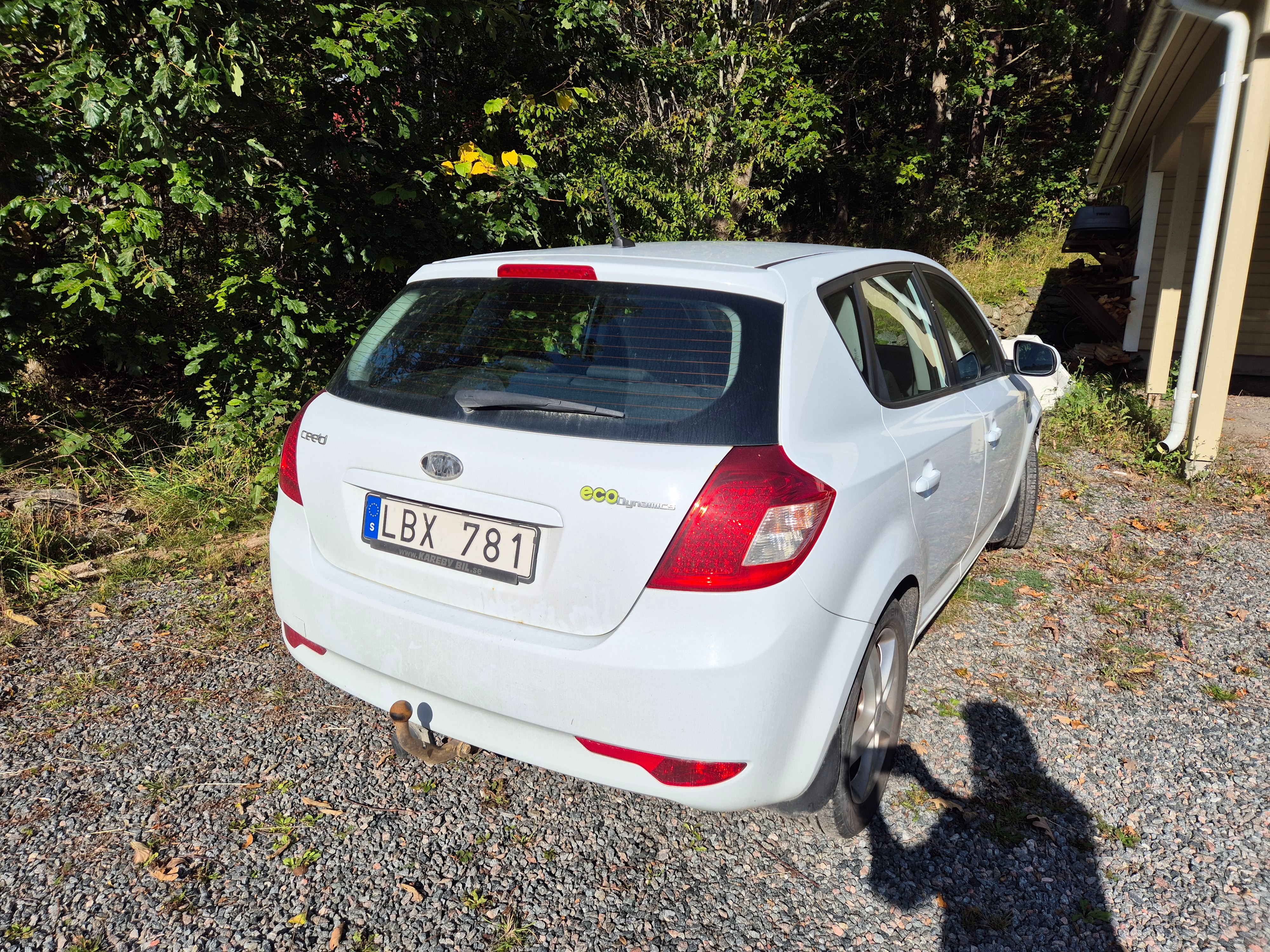 Kia Ceed 1.6 CRDi Manuell 2011, bild 4/6