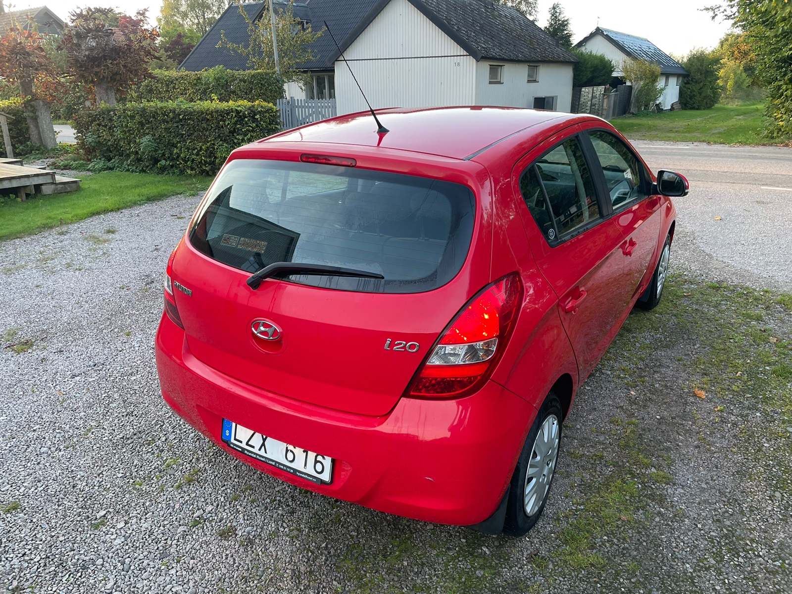Hyundai i20 5-dörrar 1.4 Manuell 2012, bild 2/8