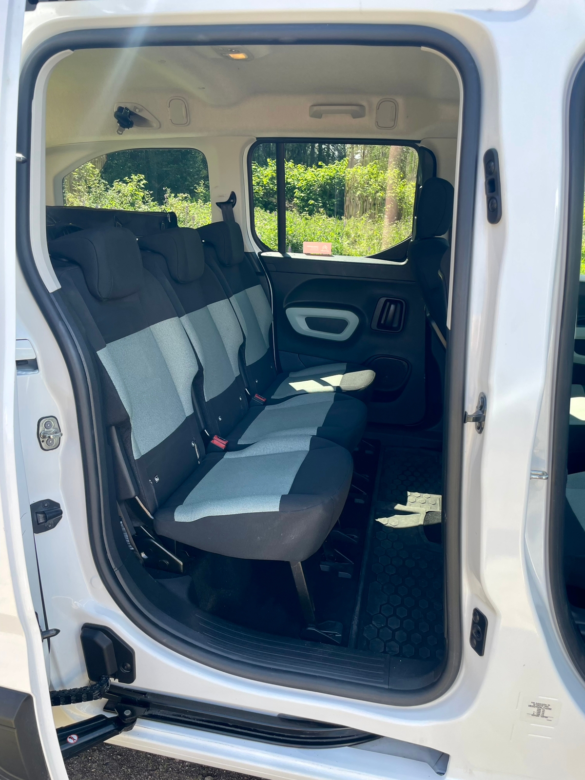 Citroen Berlingo 2020, bild 4/6