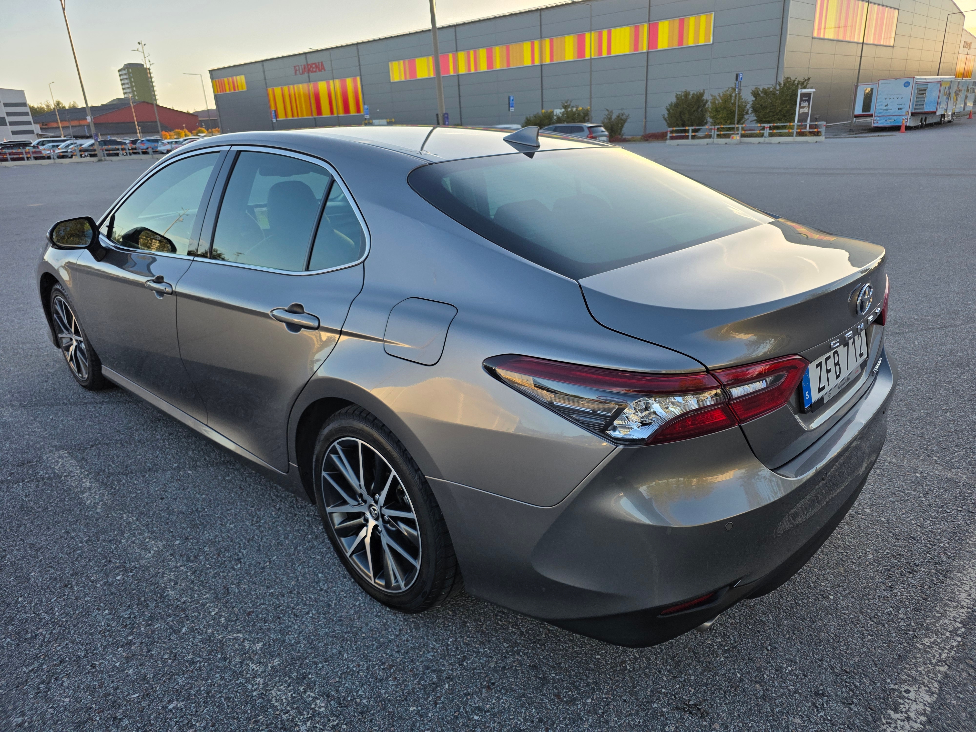 Toyota Camry Hybrid CVT 2023, kuva 7/10