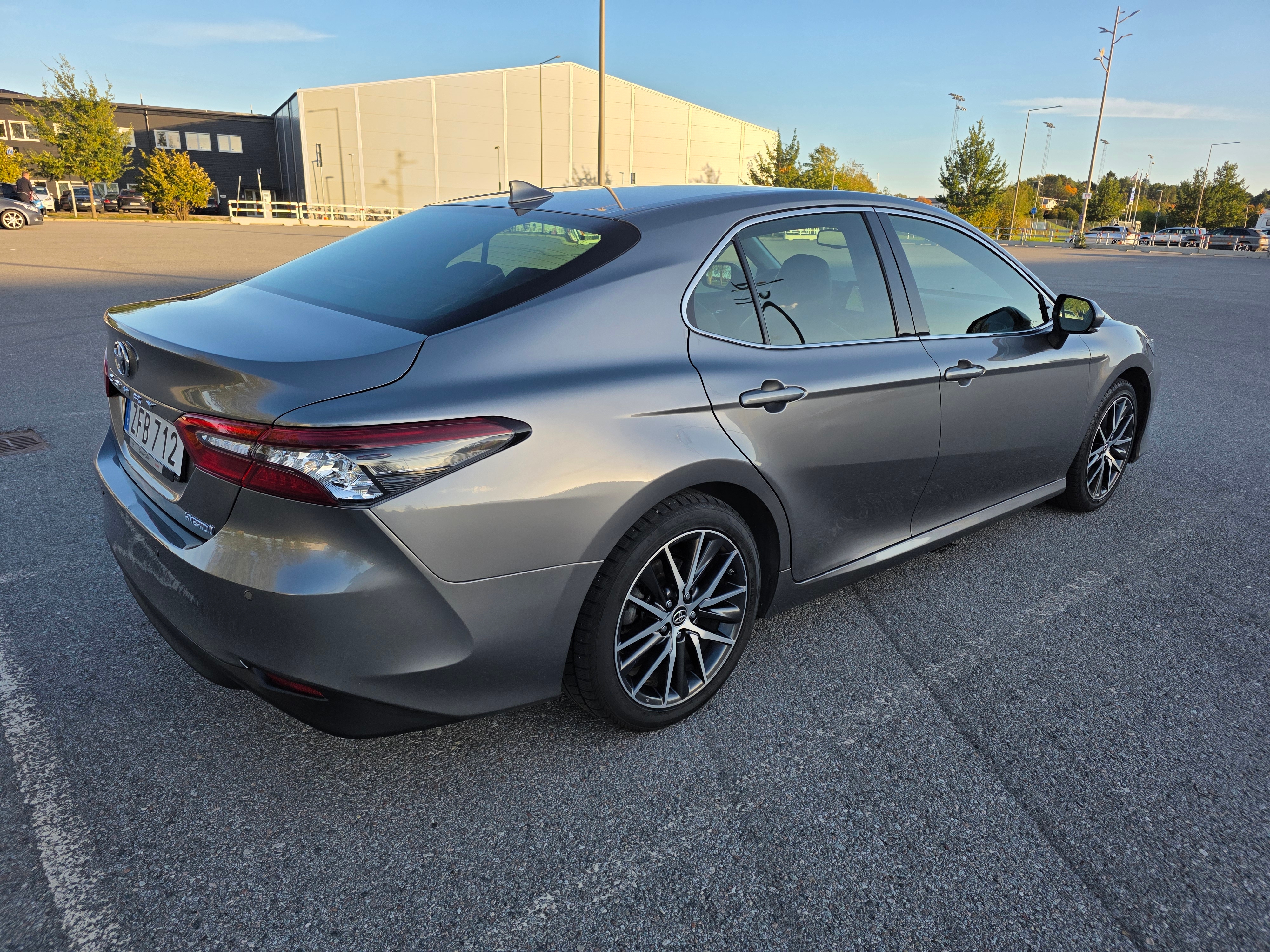 Toyota Camry Hybrid CVT 2023, kuva 5/10