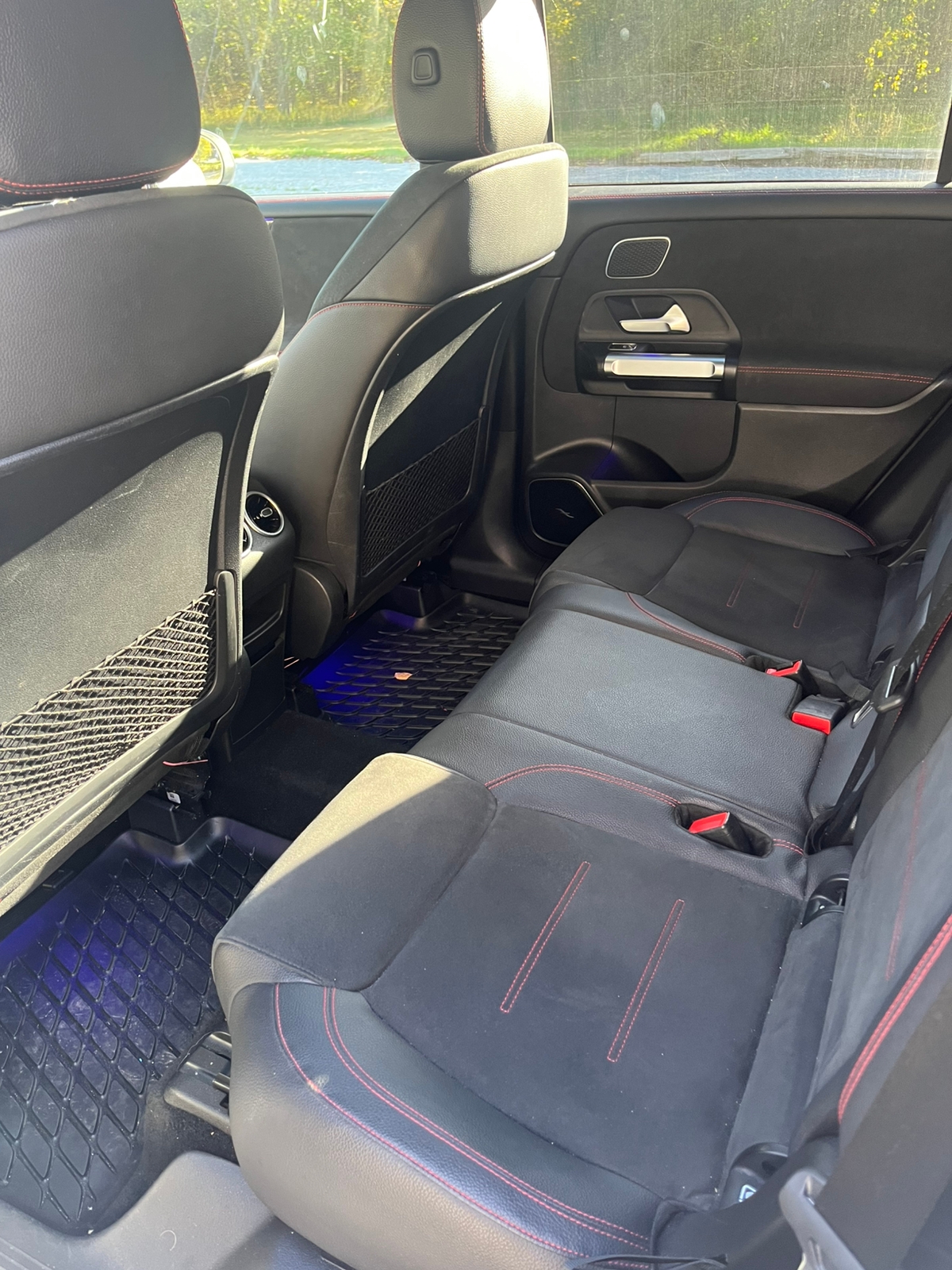 Mercedes-Benz GLB 250 4MATIC 8G-DCT 2020, photo 6/9