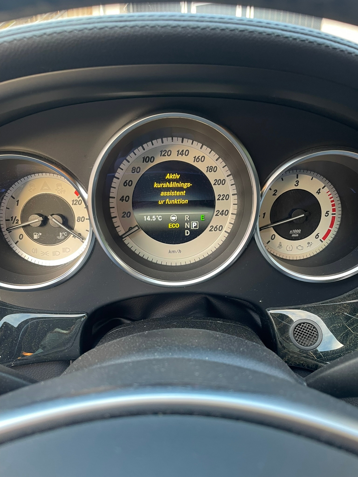 Mercedes-Benz CLS 2016, kuva 8/8