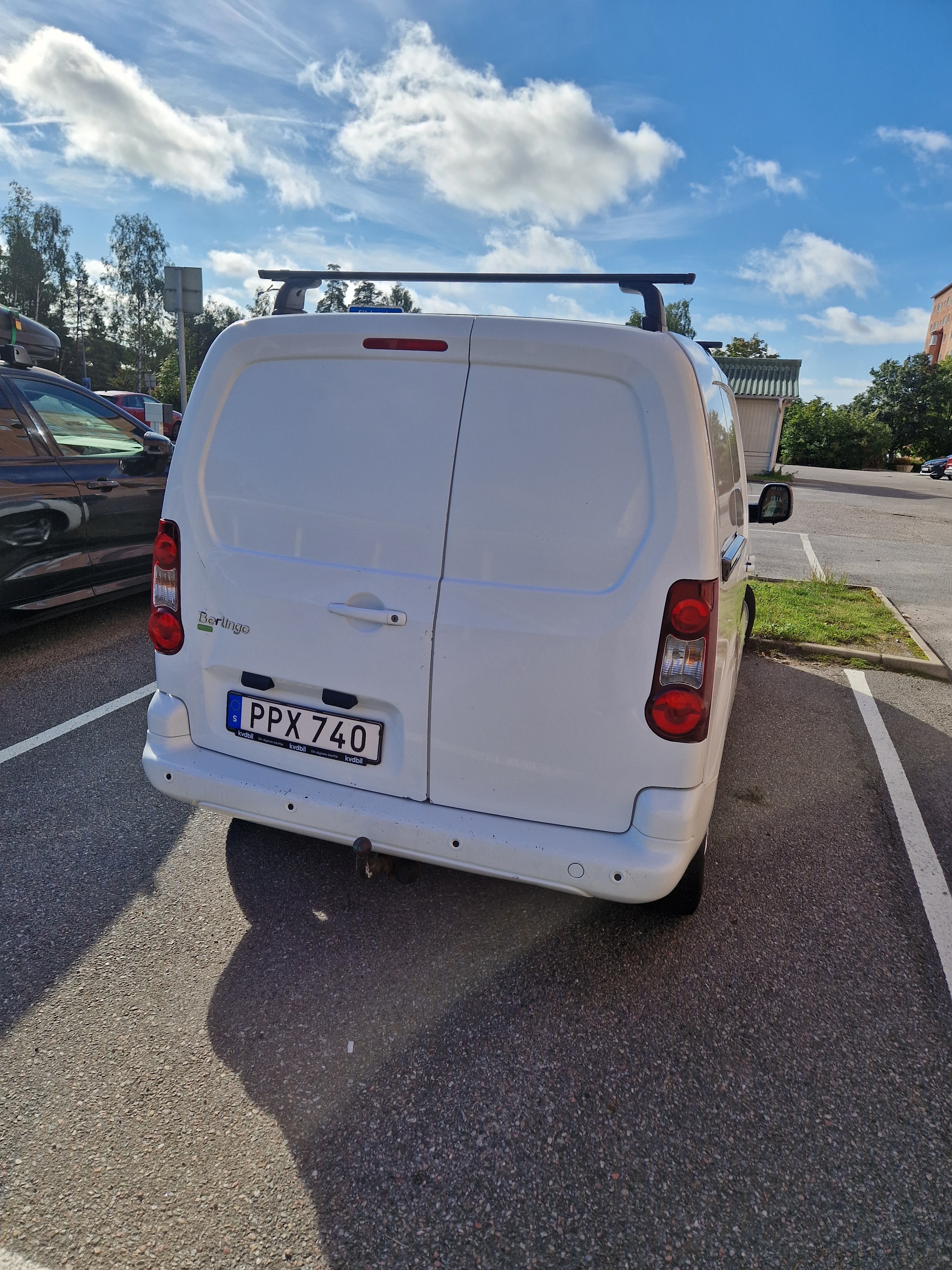 Citroen Berlingo Van 1.6 HDiF 8v Manuell 2015, photo 2/10