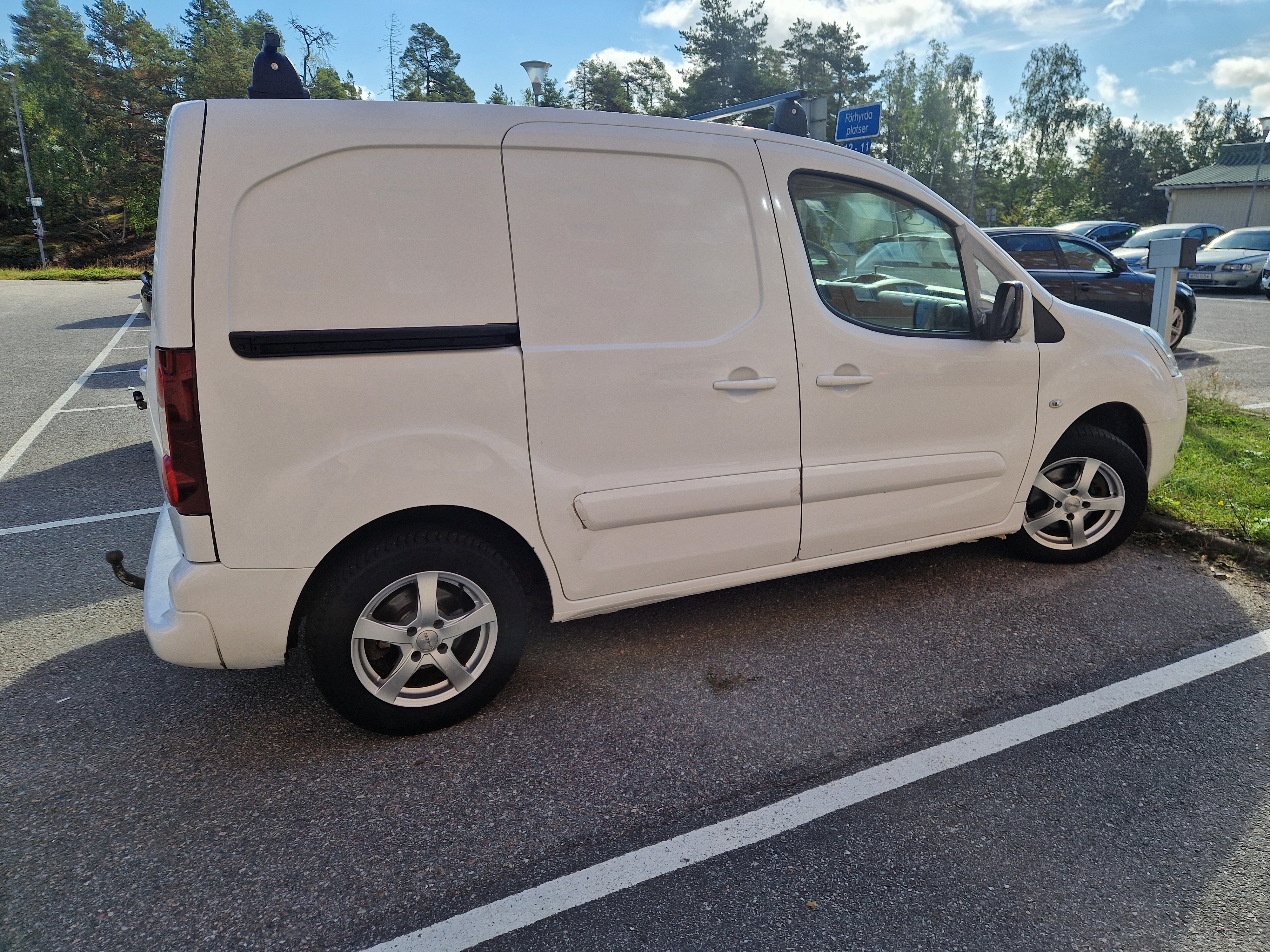 Citroen Berlingo Van 1.6 HDiF 8v Manuell 2015, photo 3/10