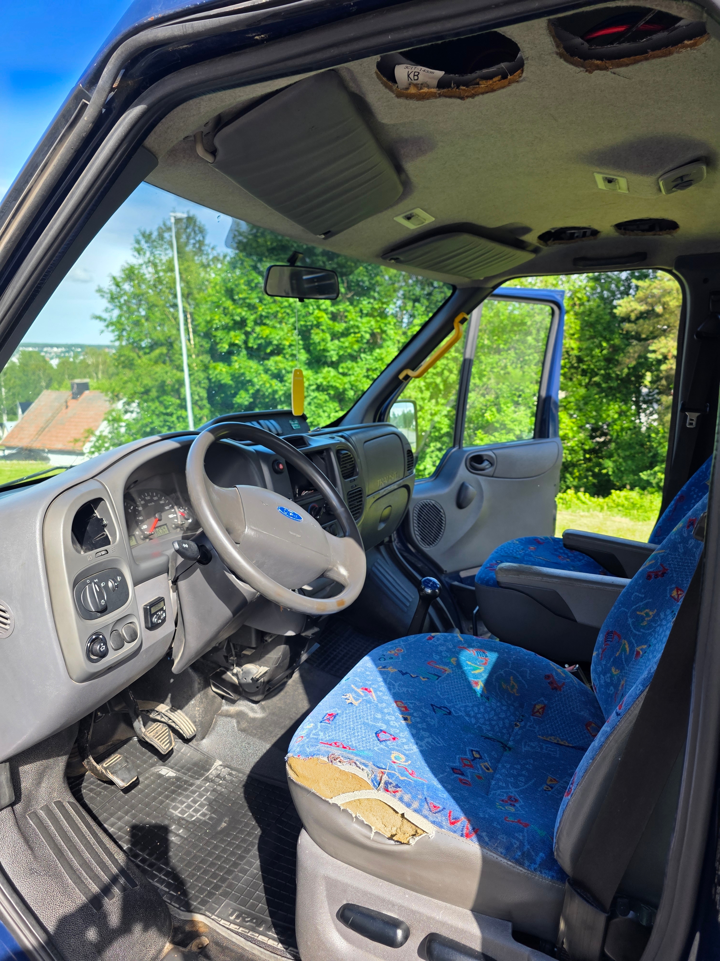 Ford Transit T300 Kombi 2.0 TDE Manuell 2005, bild 5/5