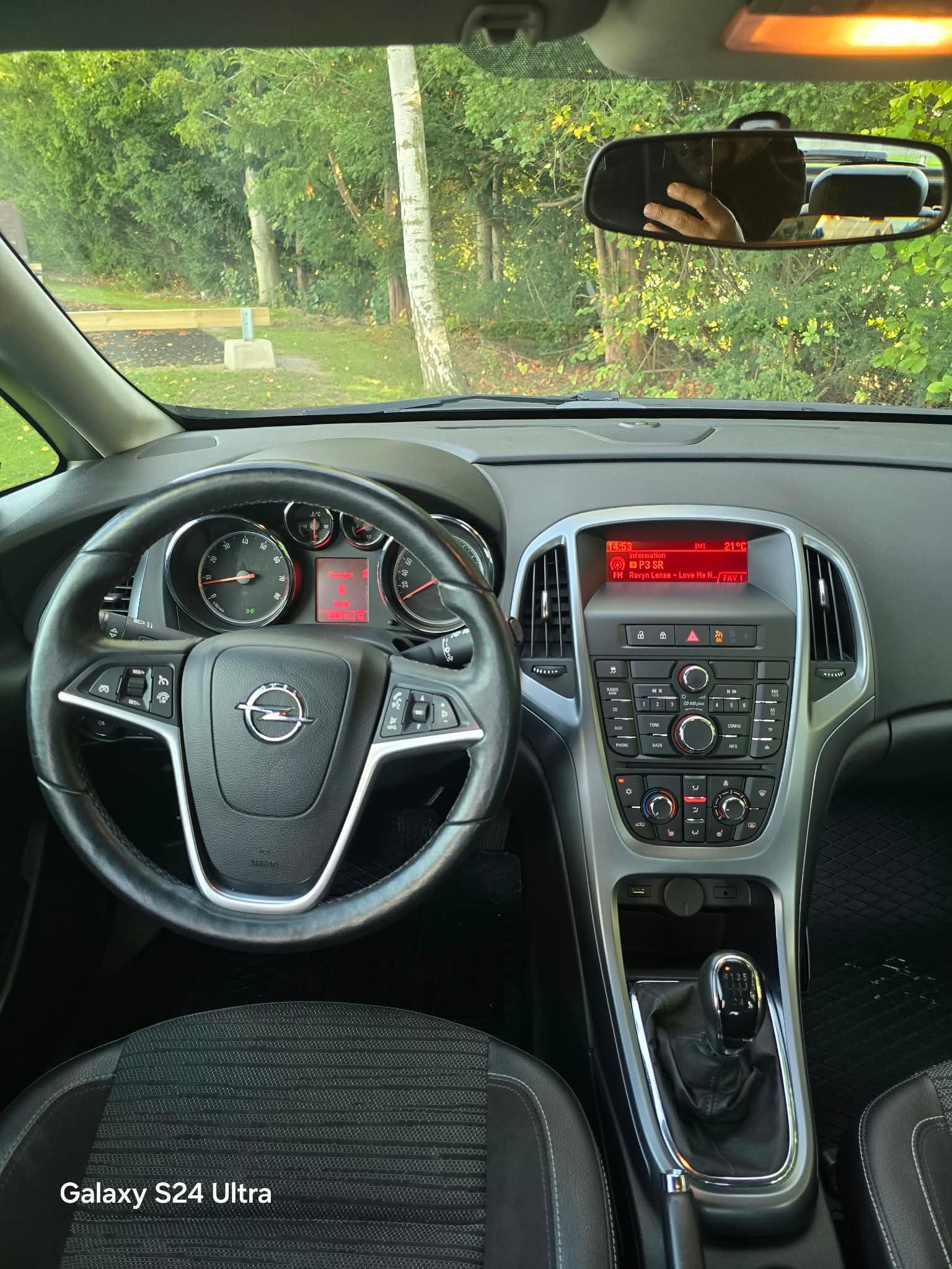 Opel Astra 1.6 Manuell 2014, bild 4/8