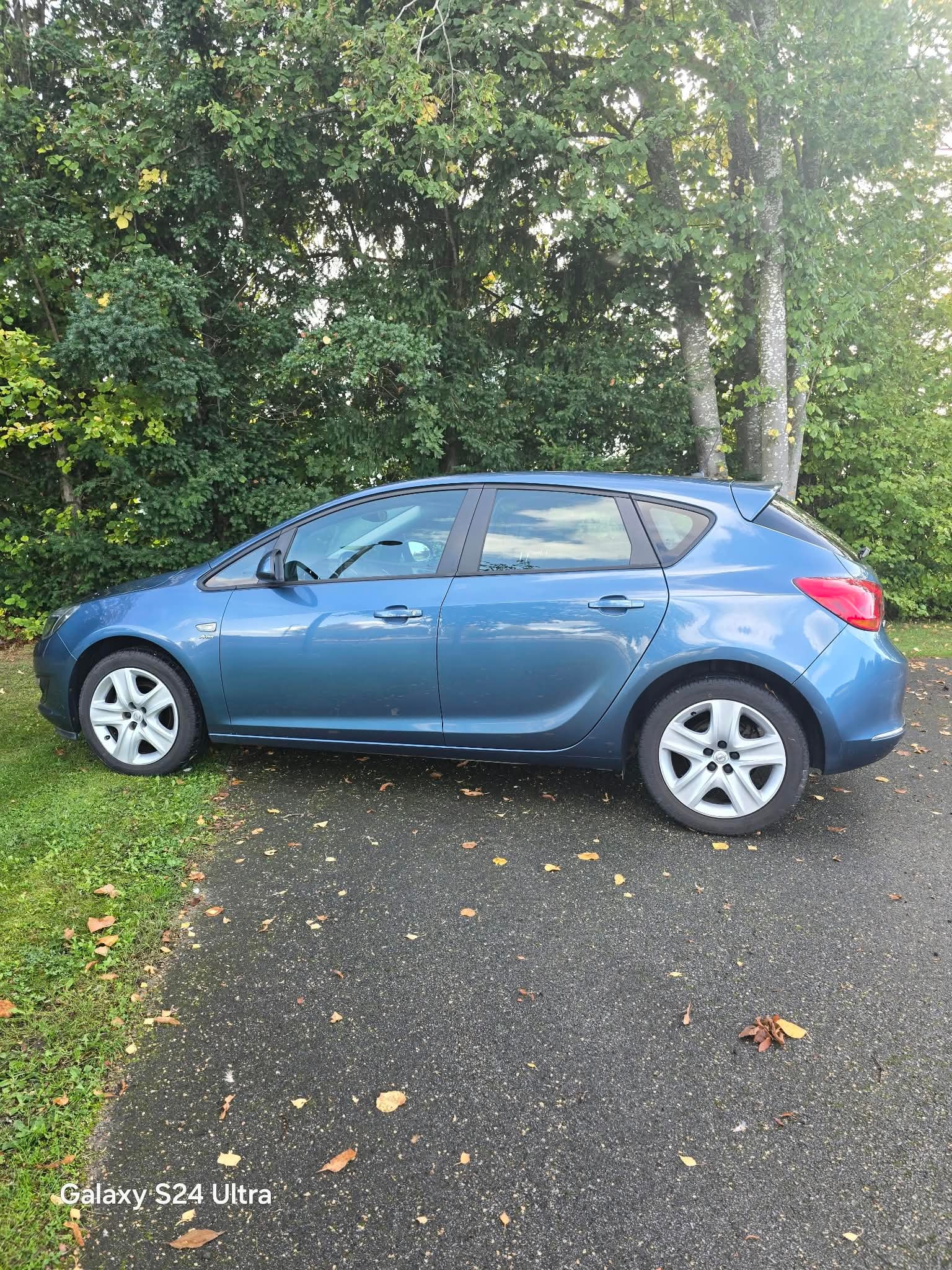 Opel Astra 1.6 Manuell 2014, bild 3/8