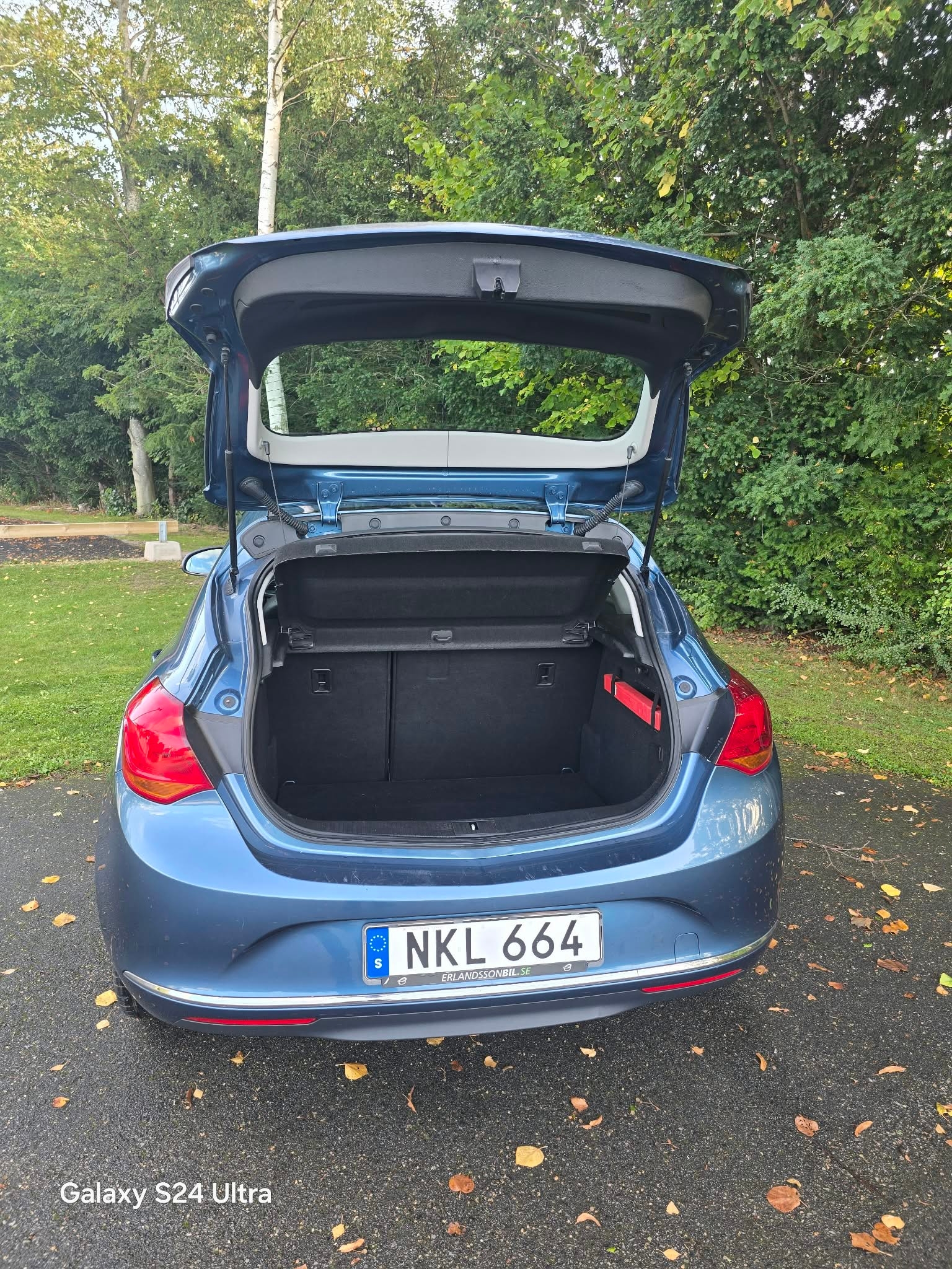 Opel Astra 1.6 Manuell 2014, bild 6/8