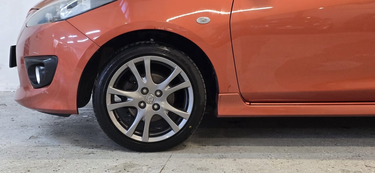 Mazda 2 5-dörrar 1.5 MZR Sport 2009, bild 4/10