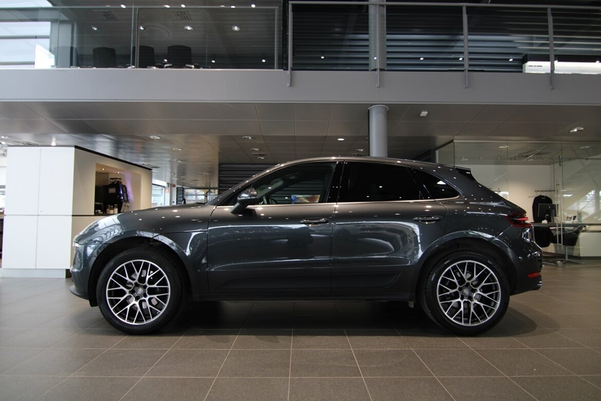 Porsche Macan 2018, photo 5/9