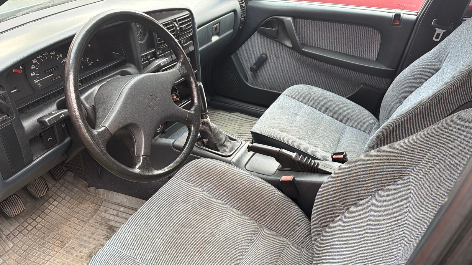 Opel Omega 2.3 D Manuell 1988, bild 5/7