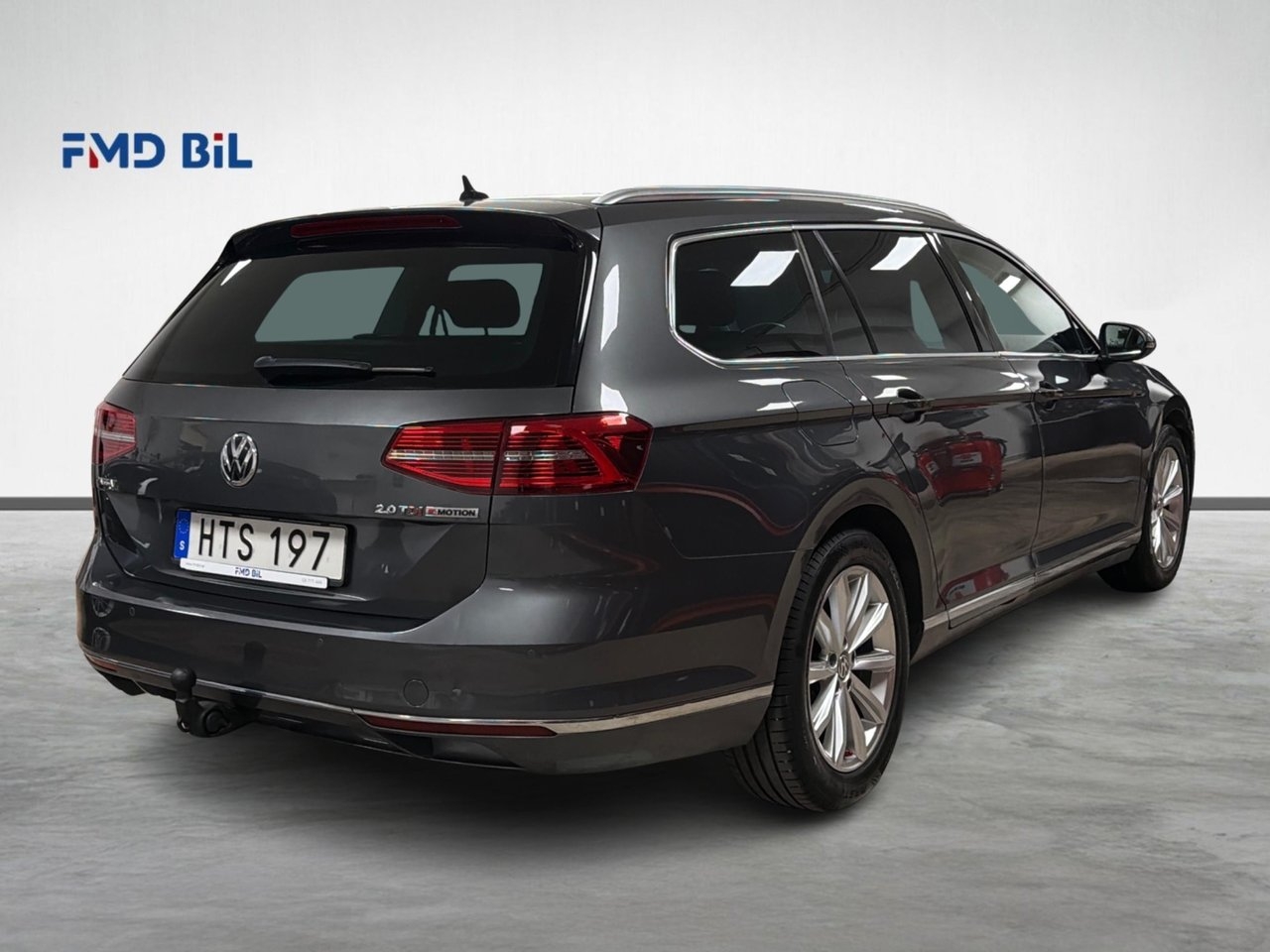 Volkswagen Passat 2016, photo 5/10