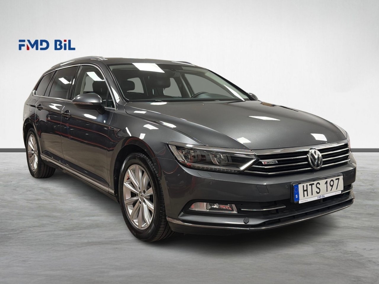 Volkswagen Passat 2016, photo 4/10