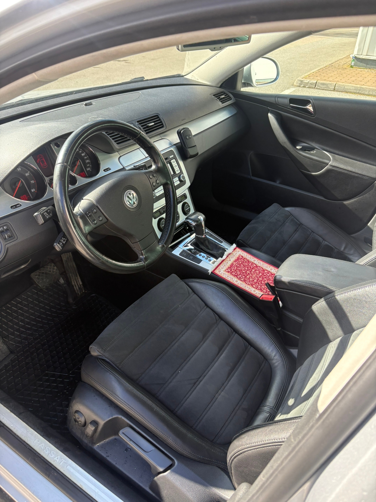 Volkswagen Passat 2008, bild 3/5