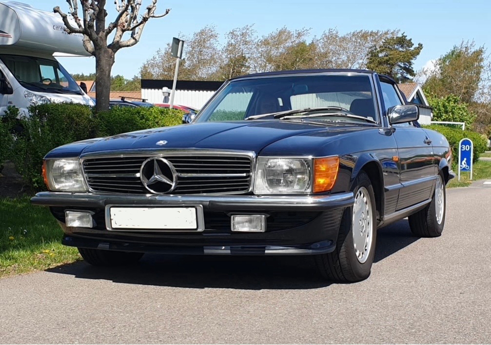 Mercedes-Benz 300