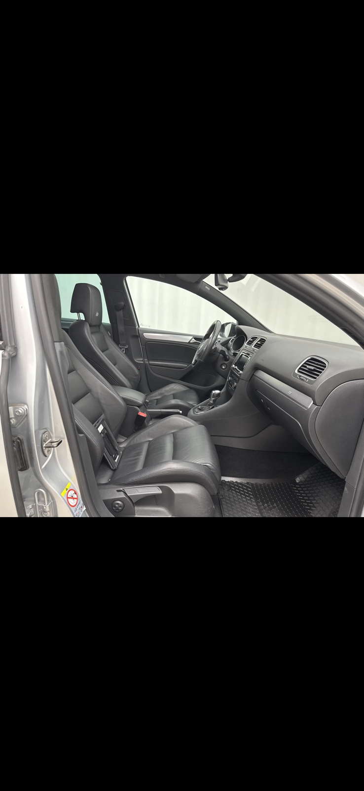 Volkswagen Golf VI R 2011 2011, bild 2/5