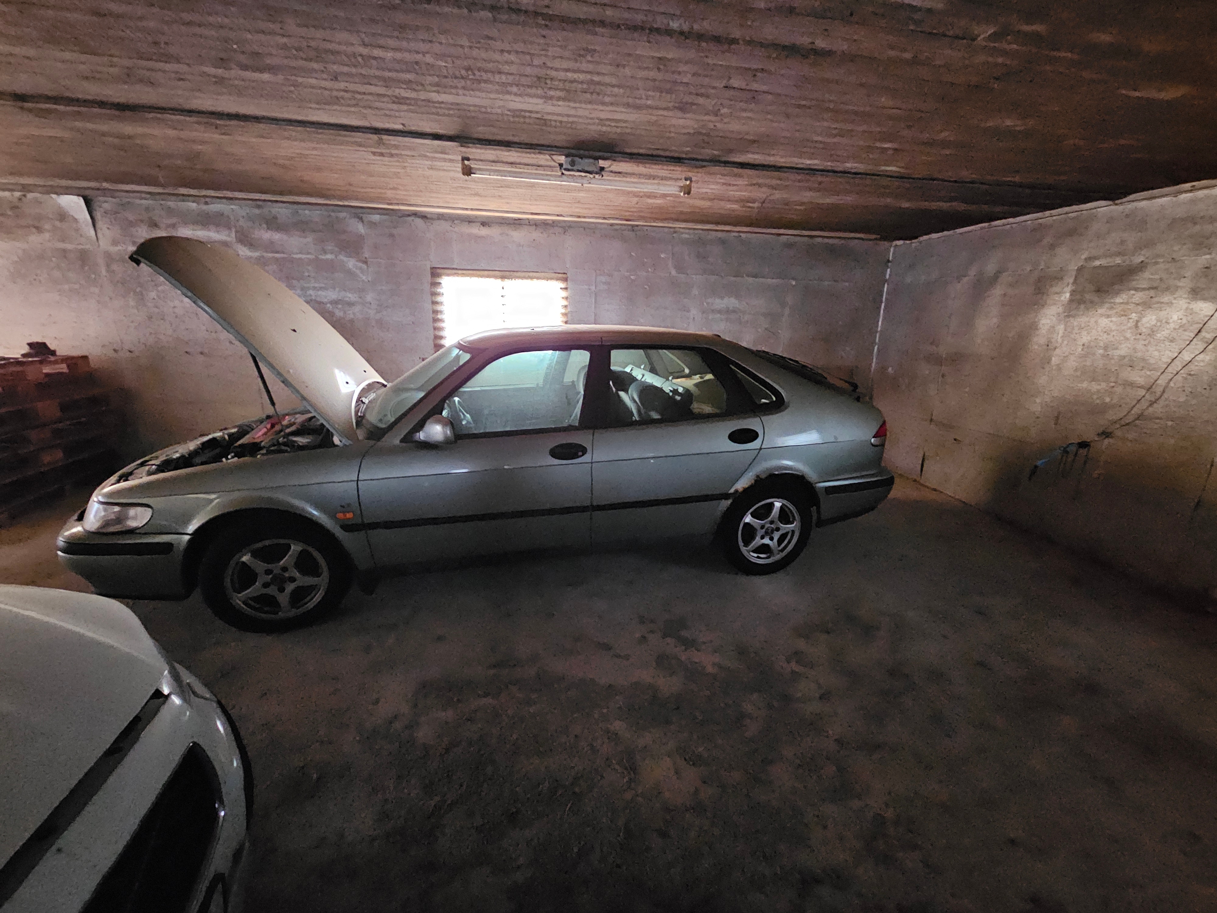 Saab 9-3 5-dörrar 2.0 T Manuell 1999, bild 4/6