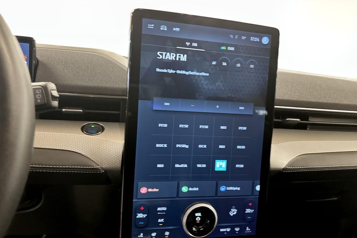 Ford Mustang Mach-E Standard Range 2022, bild 6/9