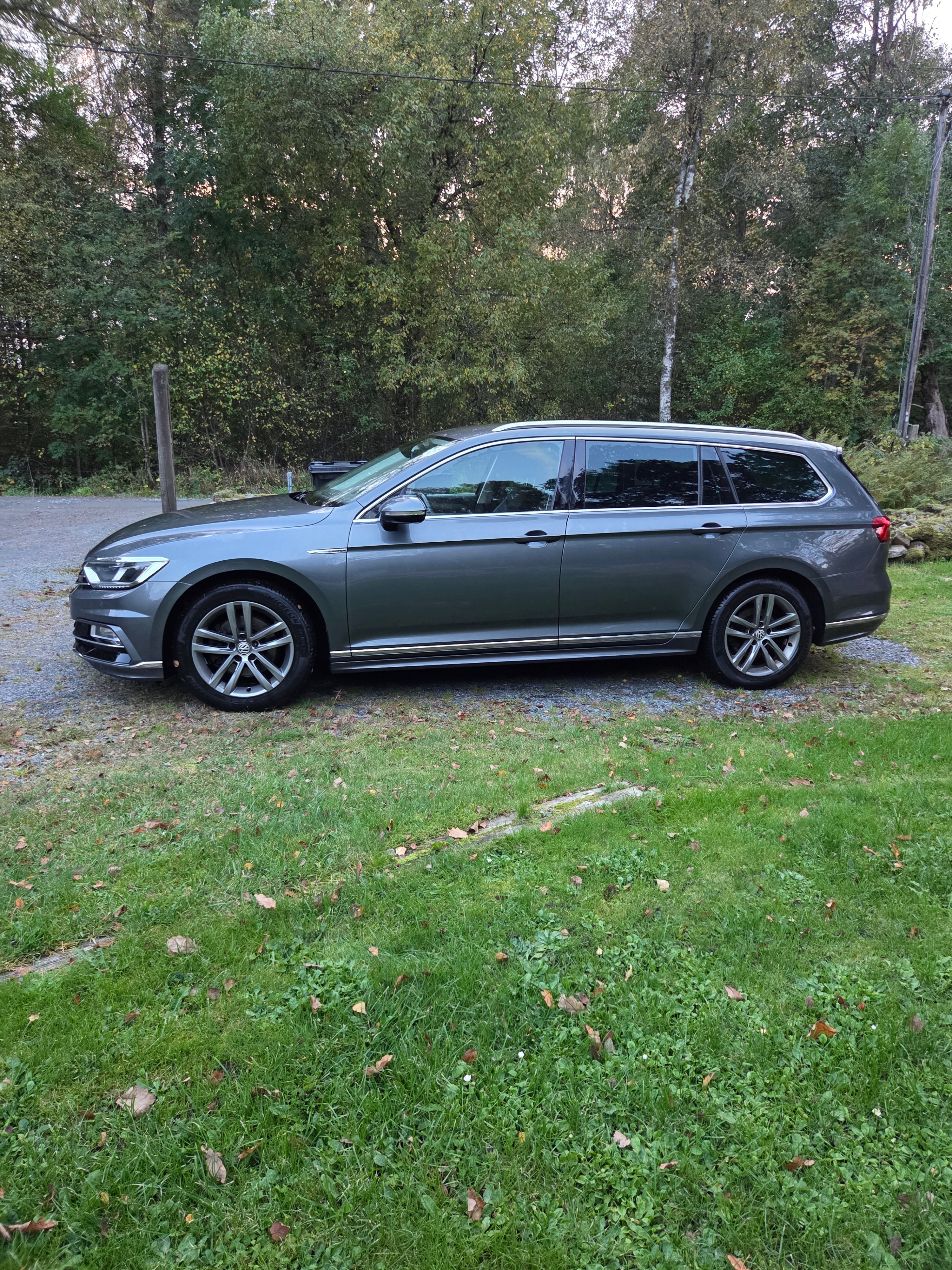 Volkswagen Passat 2016, kuva 2/10