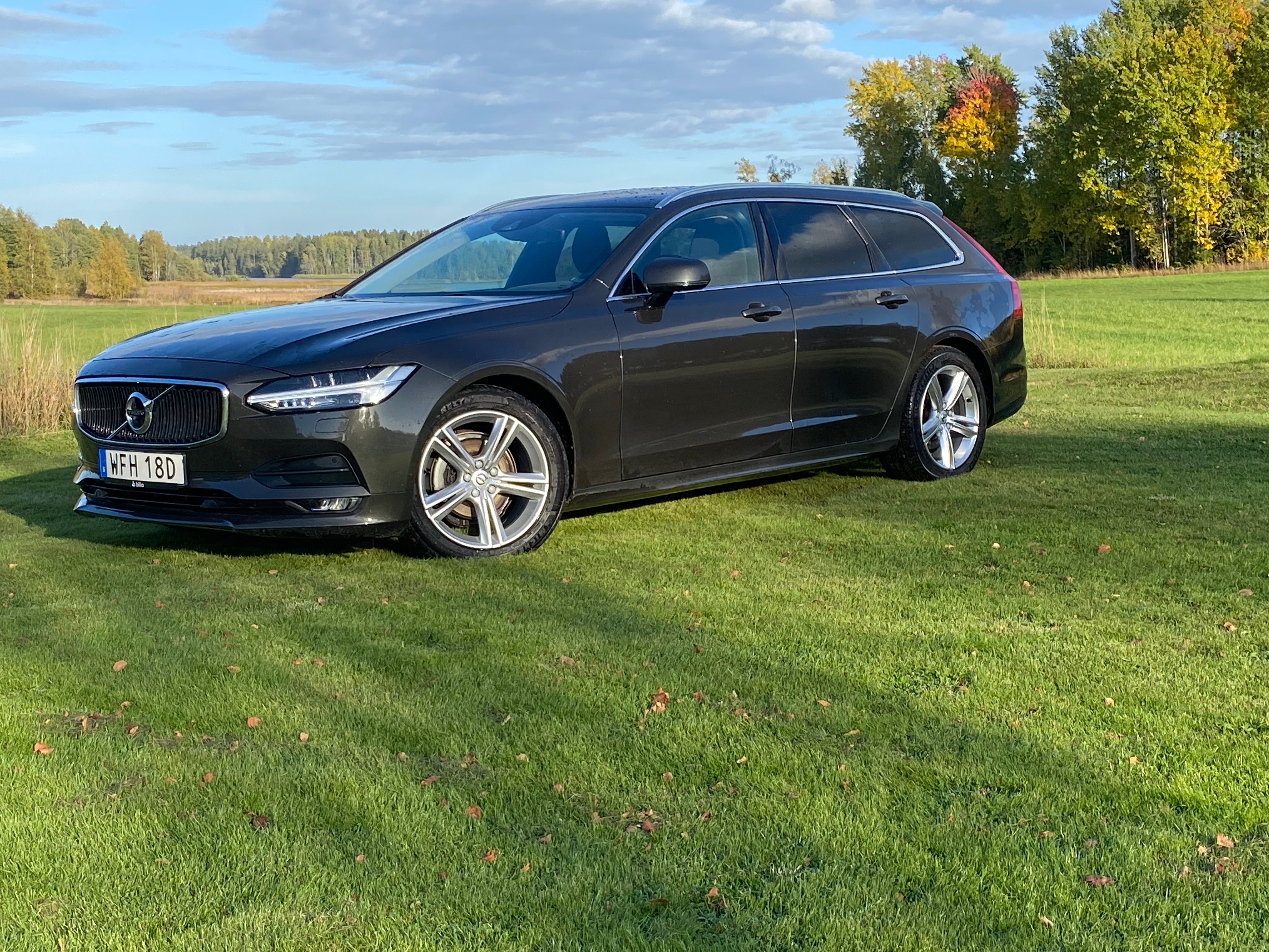 Volvo V90