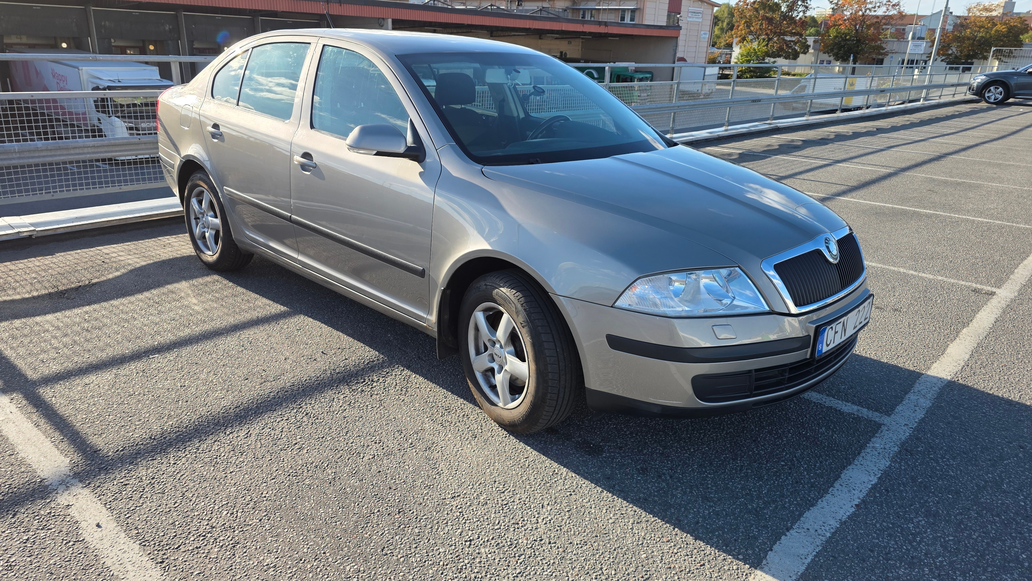 Skoda Octavia 1.6 MPI Manuell 2008, photo 3/6