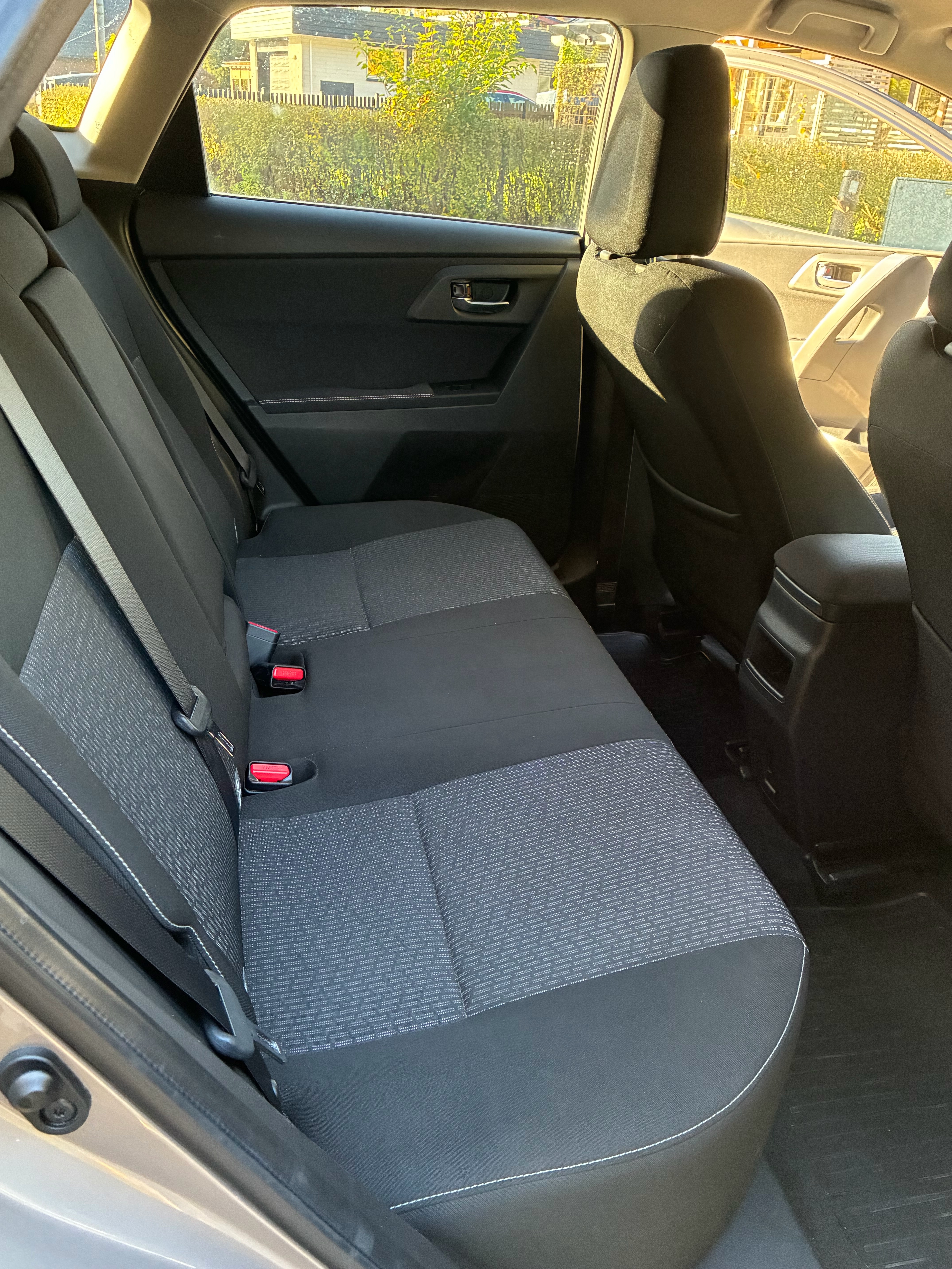 Toyota Auris 1.6 Valvematic Manuell 2015, photo 7/9