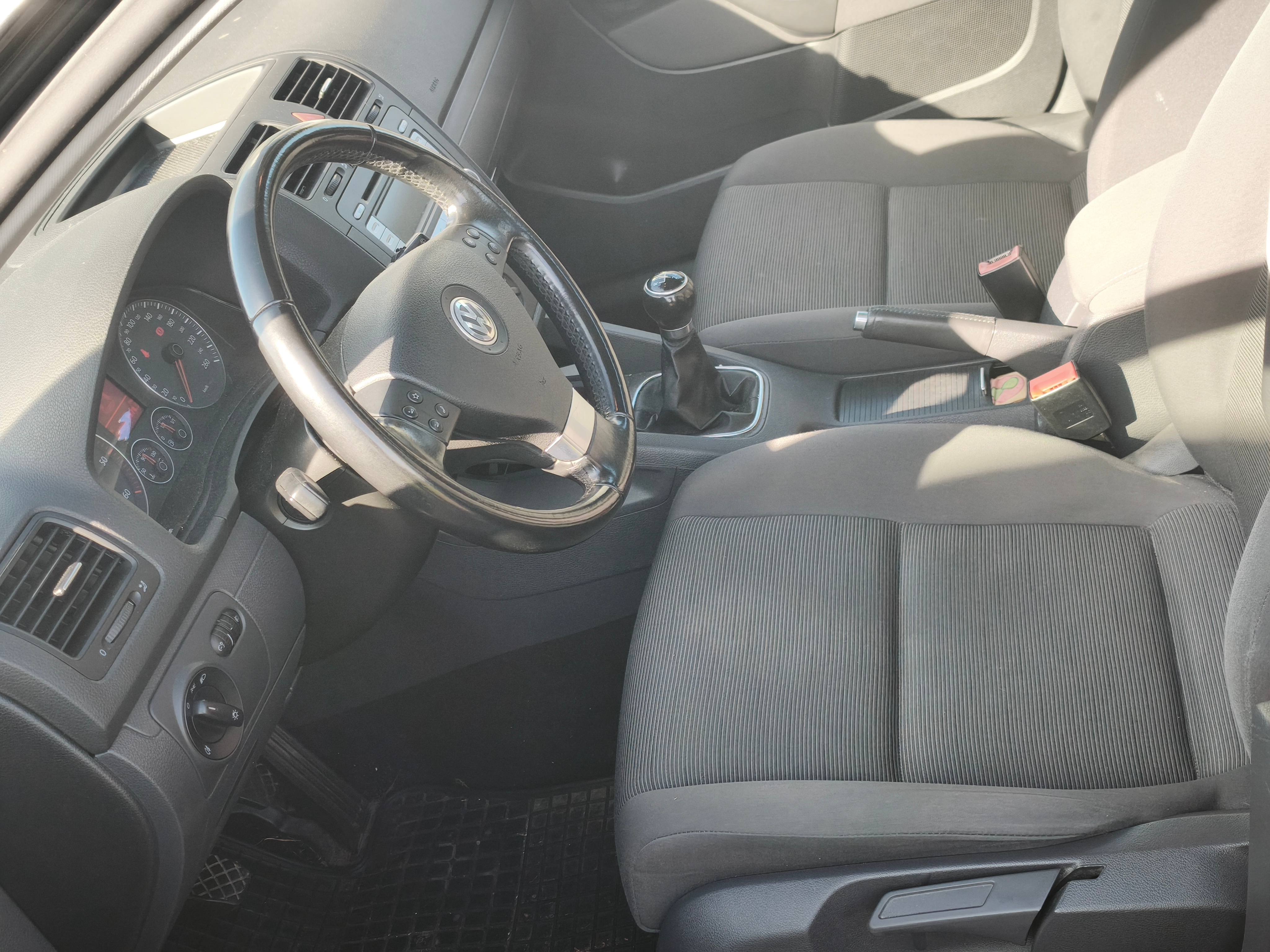 Volkswagen Golf 2008, kuva 5/10