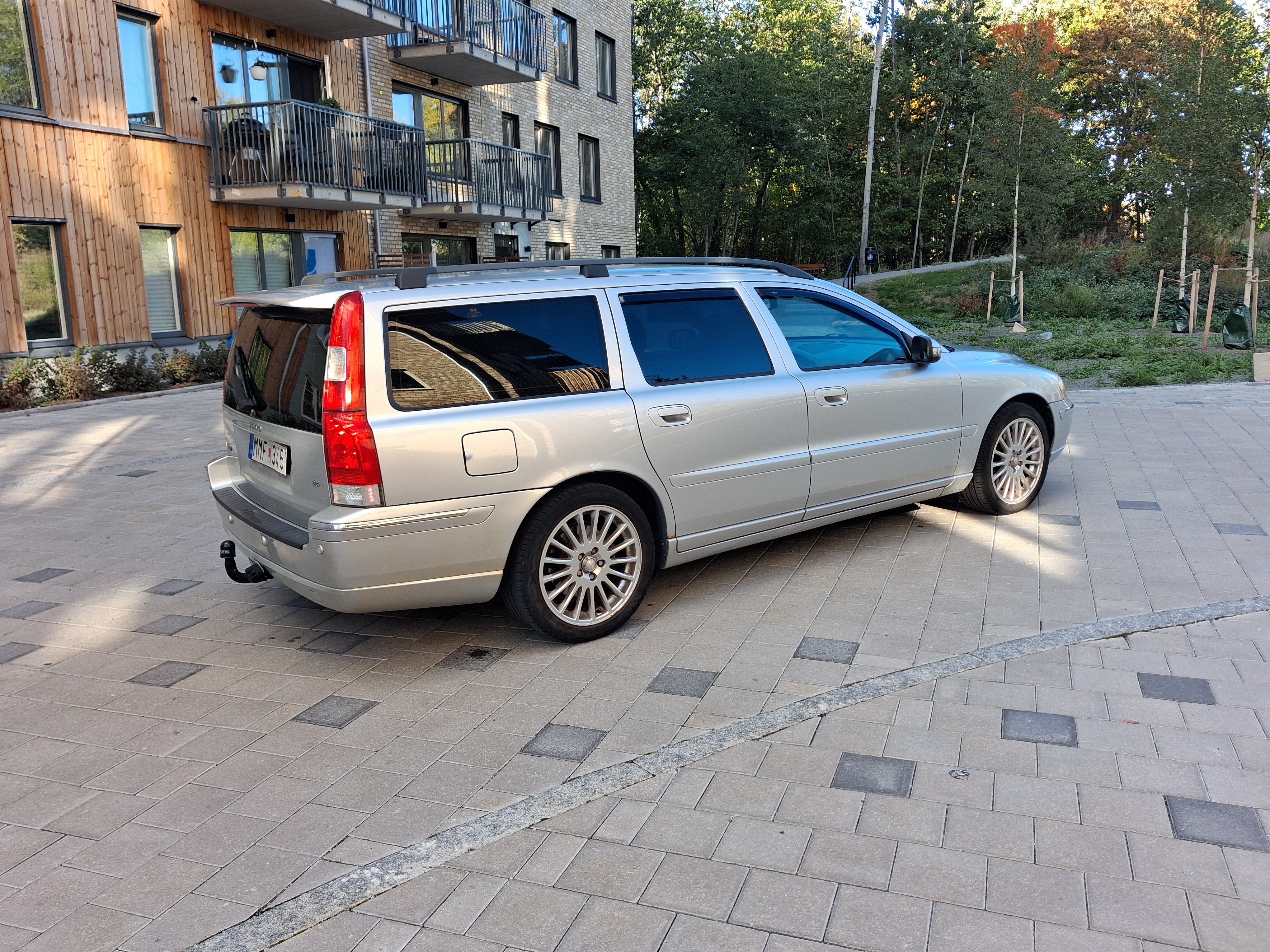 Volvo V70 2.5T 210hk Summum Dragkrok 2007, bild 3/10