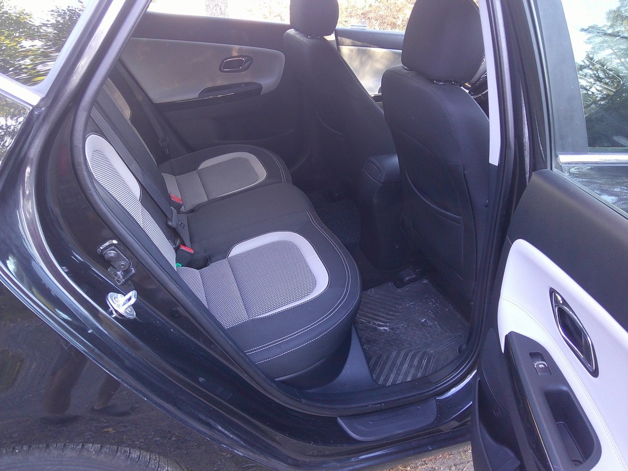 Kia Ceed 2017, photo 7/10