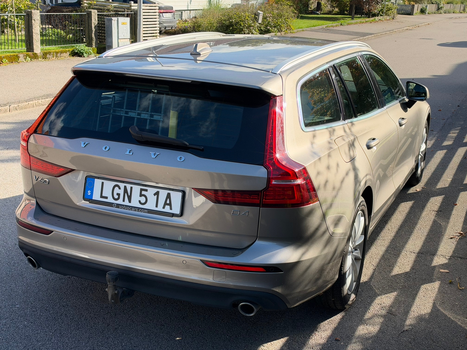 Volvo V60 D4 Geartronic 2020, photo 2/8
