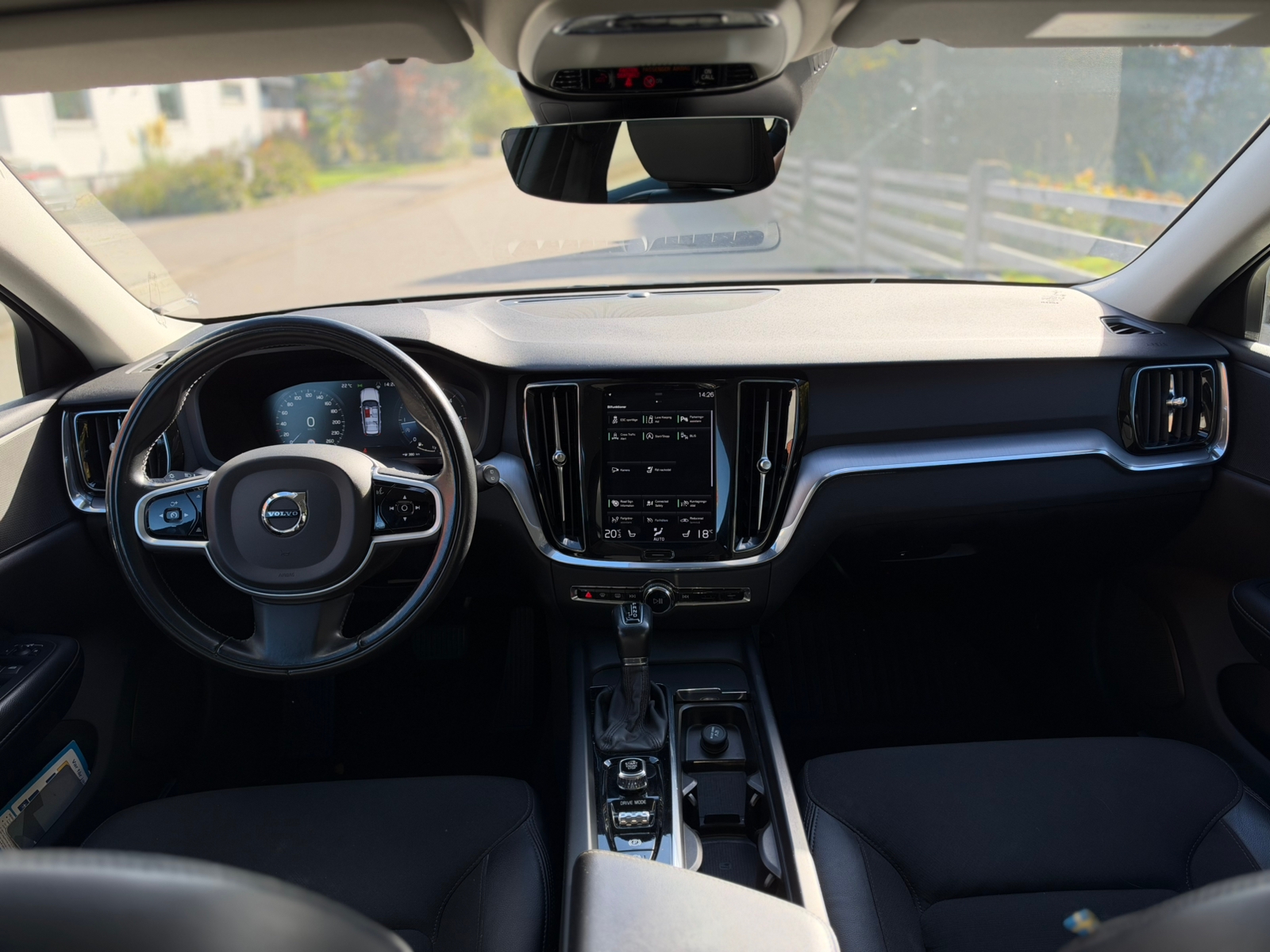 Volvo V60 D4 Geartronic 2020, photo 4/8