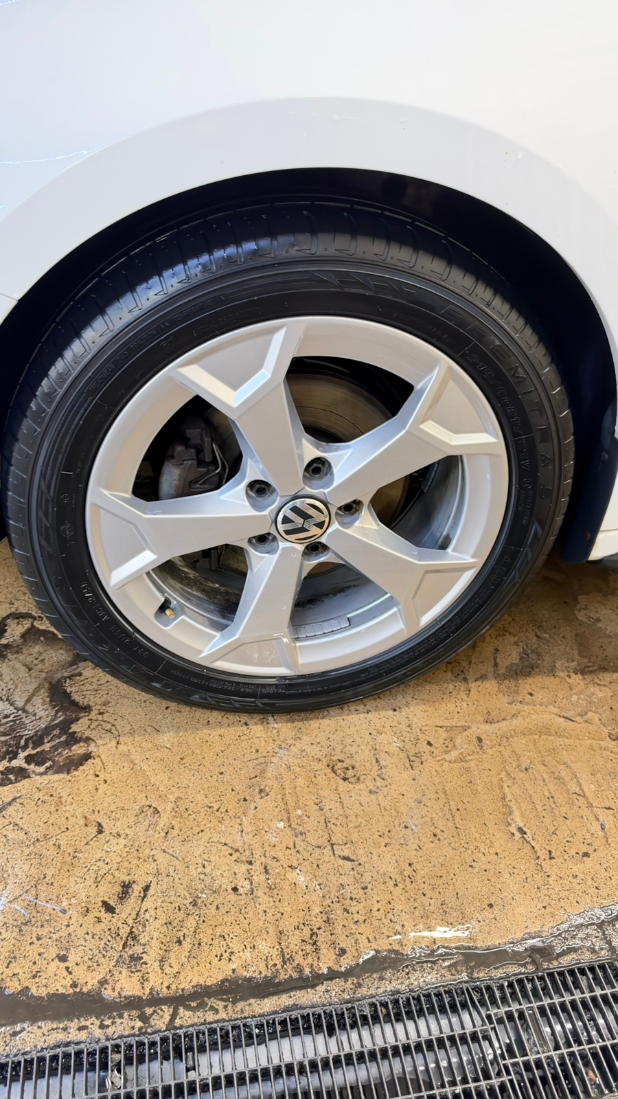 Volkswagen Jetta 2013, kuva 5/6