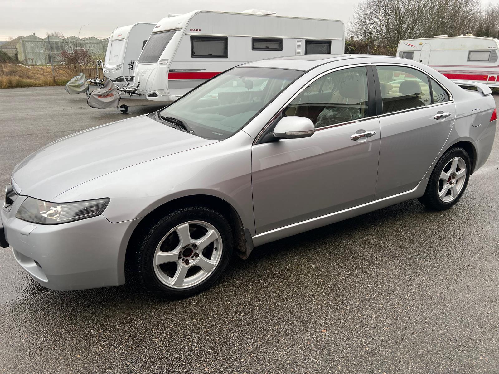 Honda Accord 2.4 i-VTEC Automatisk 2004, bild 4/10