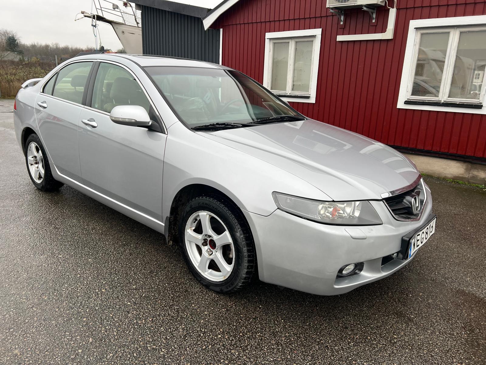 Honda Accord 2.4 i-VTEC Automatisk 2004, bild 7/10