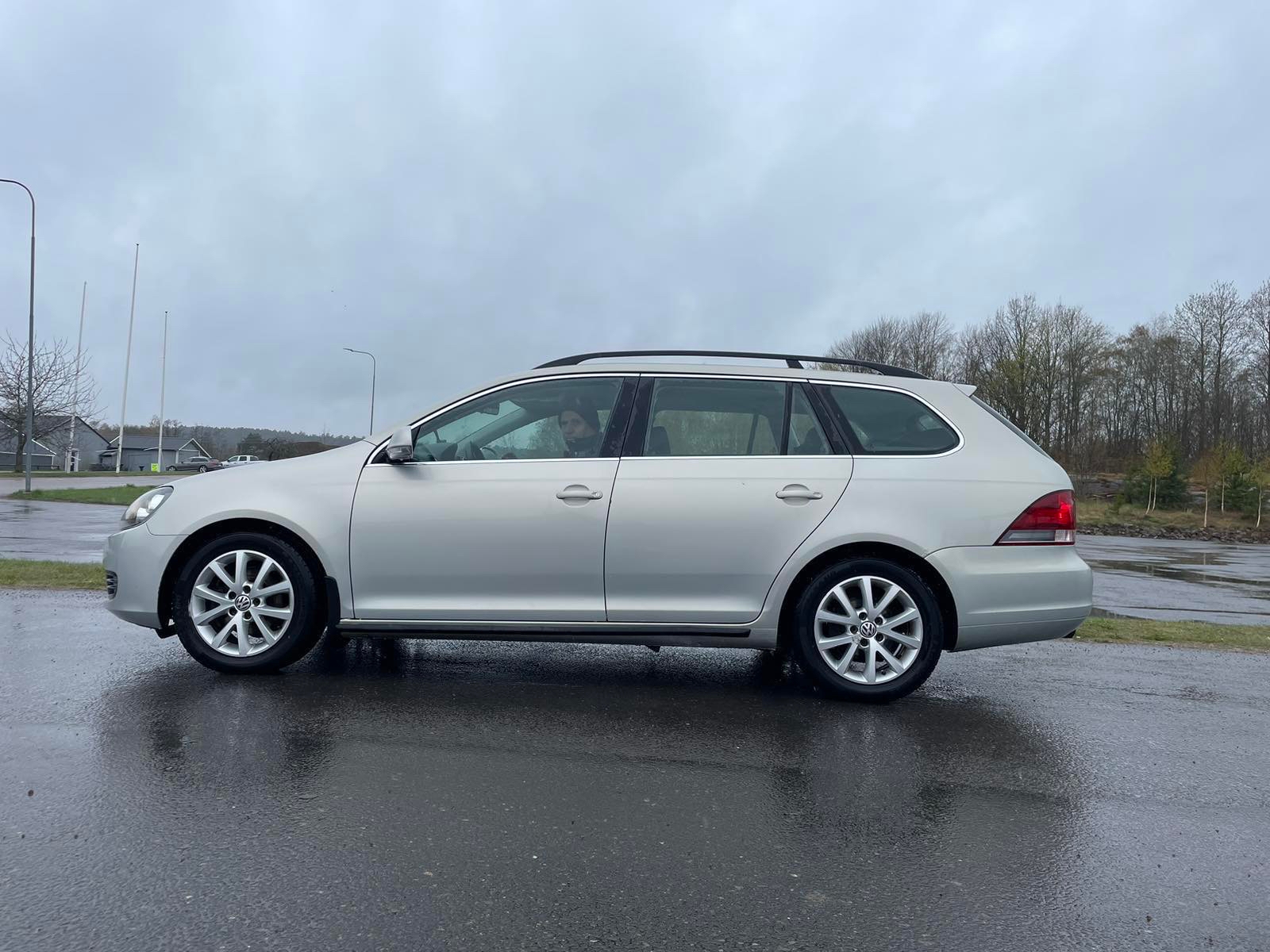 Volkswagen Golf 2011, photo 4/4