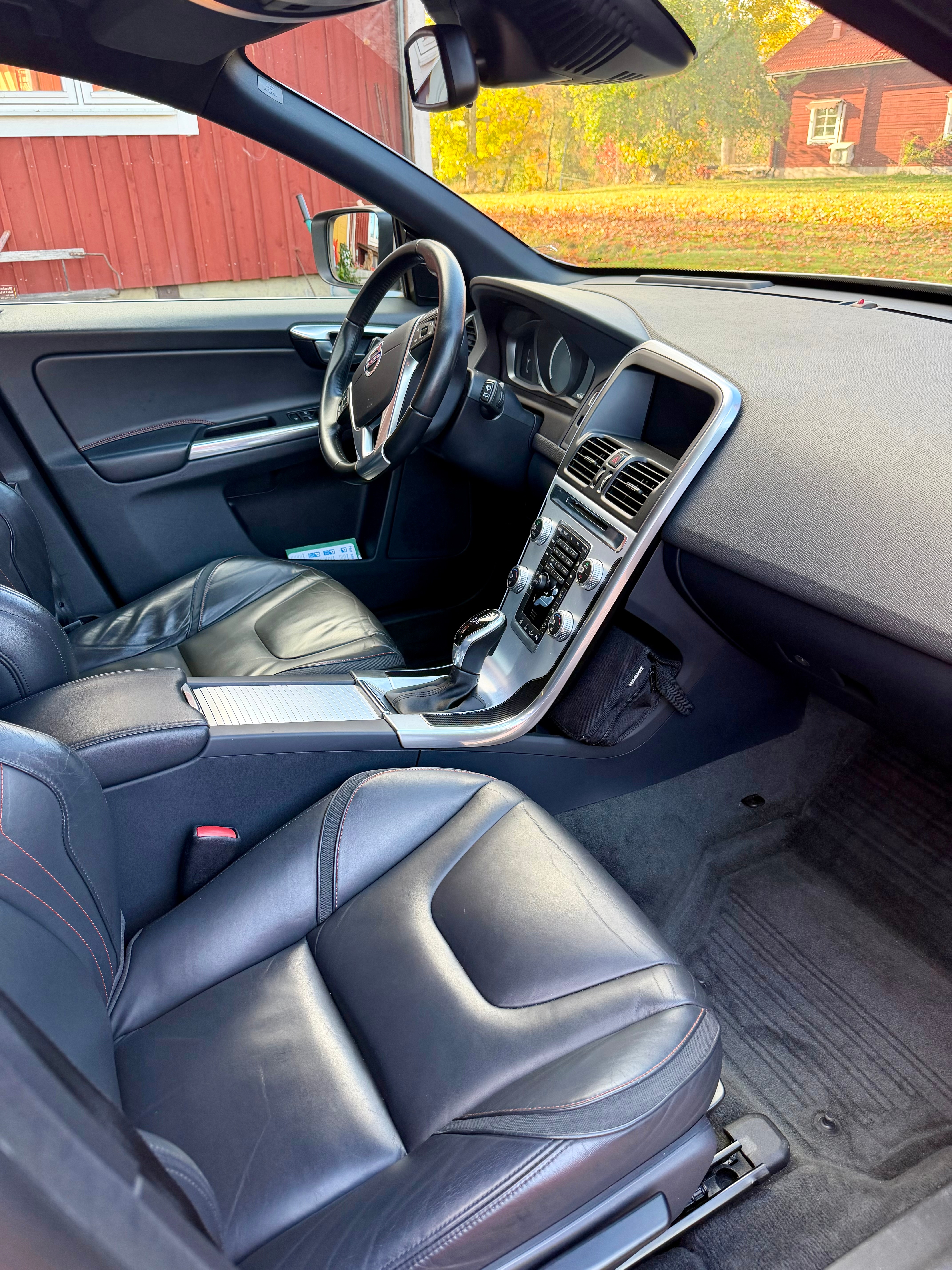 Volvo XC60 D4 AWD Geartronic 2016, bild 6/10
