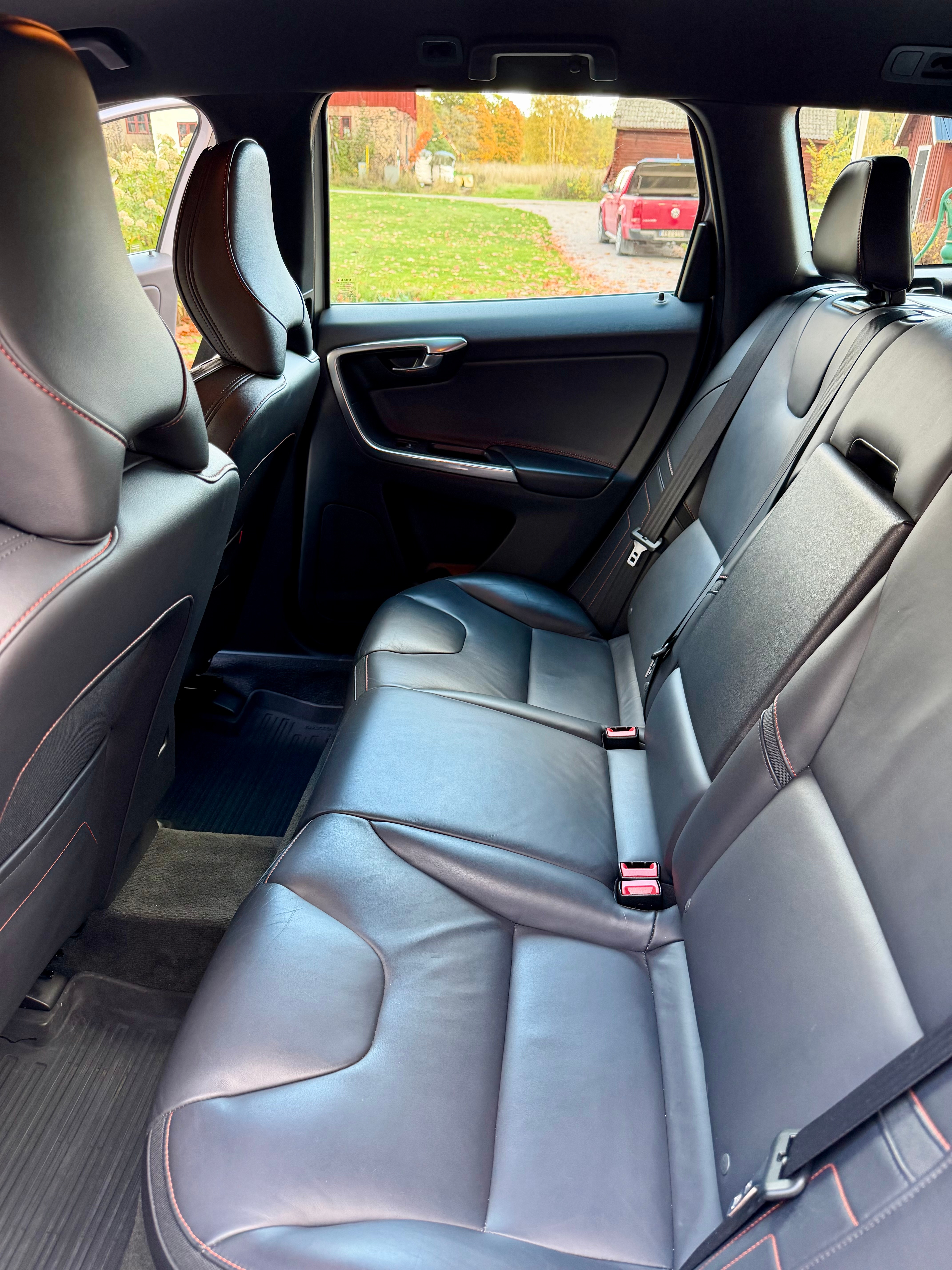 Volvo XC60 D4 AWD Geartronic 2016, bild 7/10