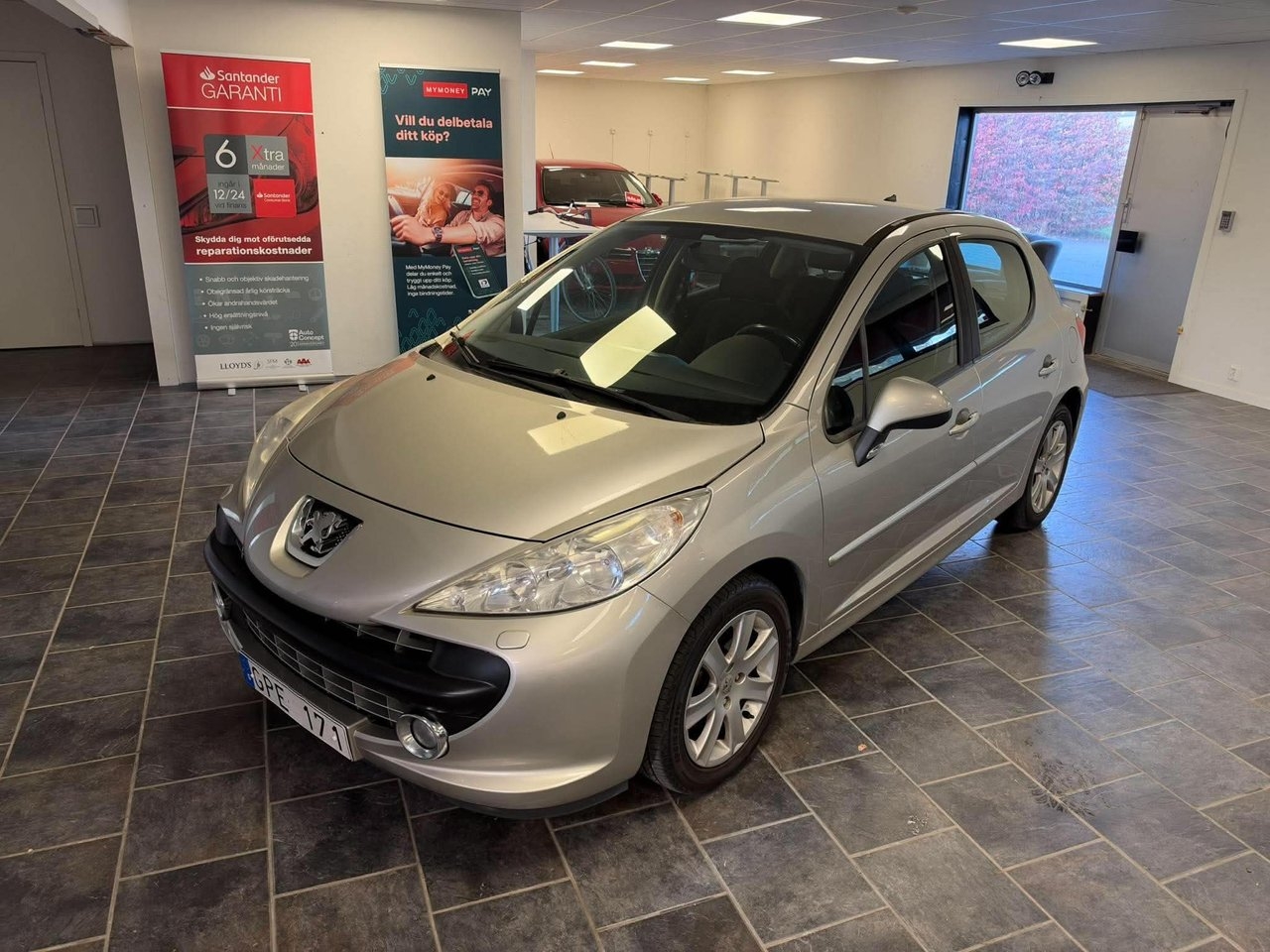 Peugeot 207 5-dörrar 1.6 2008, photo 2/10