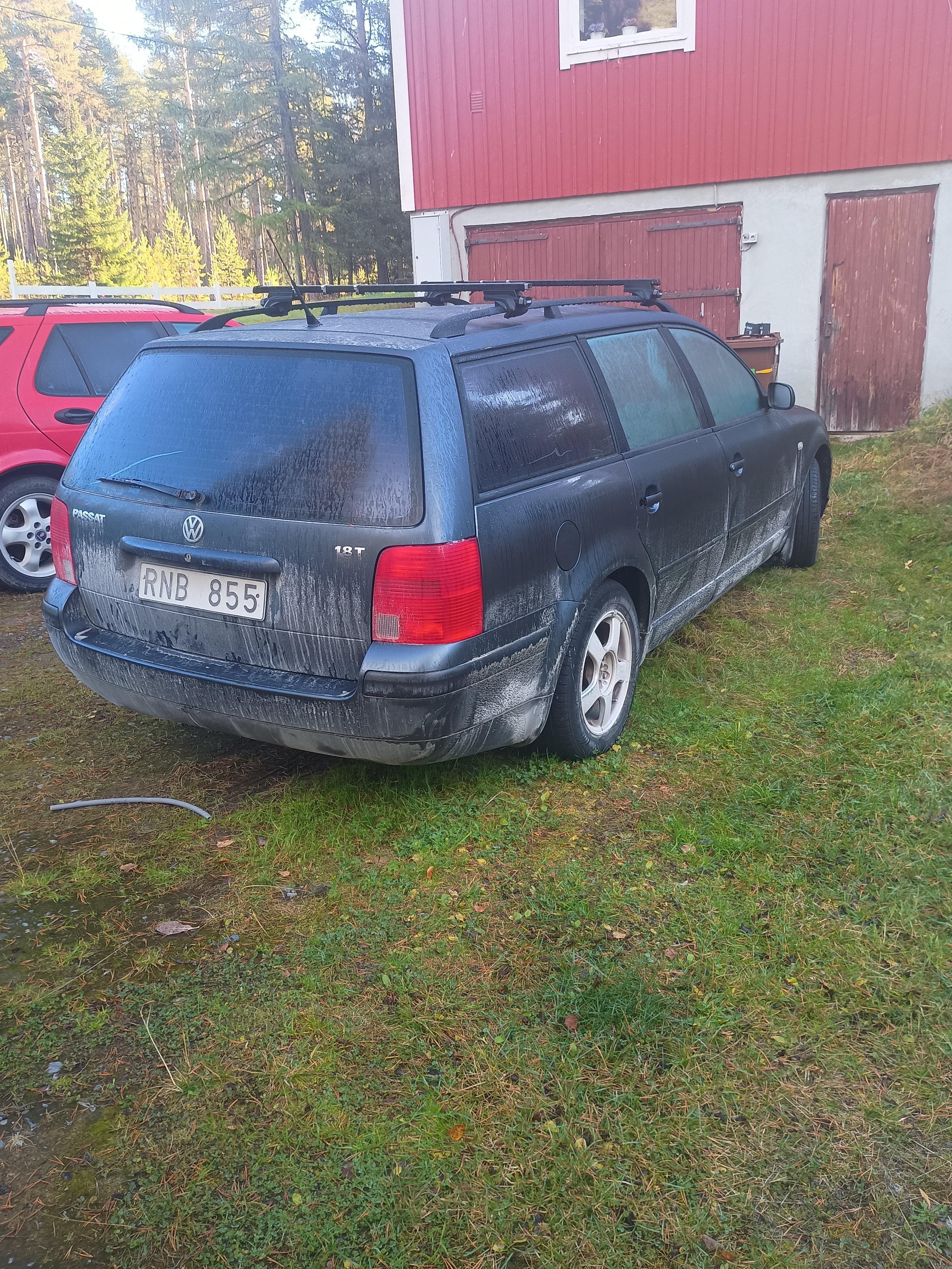 Volkswagen Passat Variant 1.8 T Manuell 2000, kuva 2/4