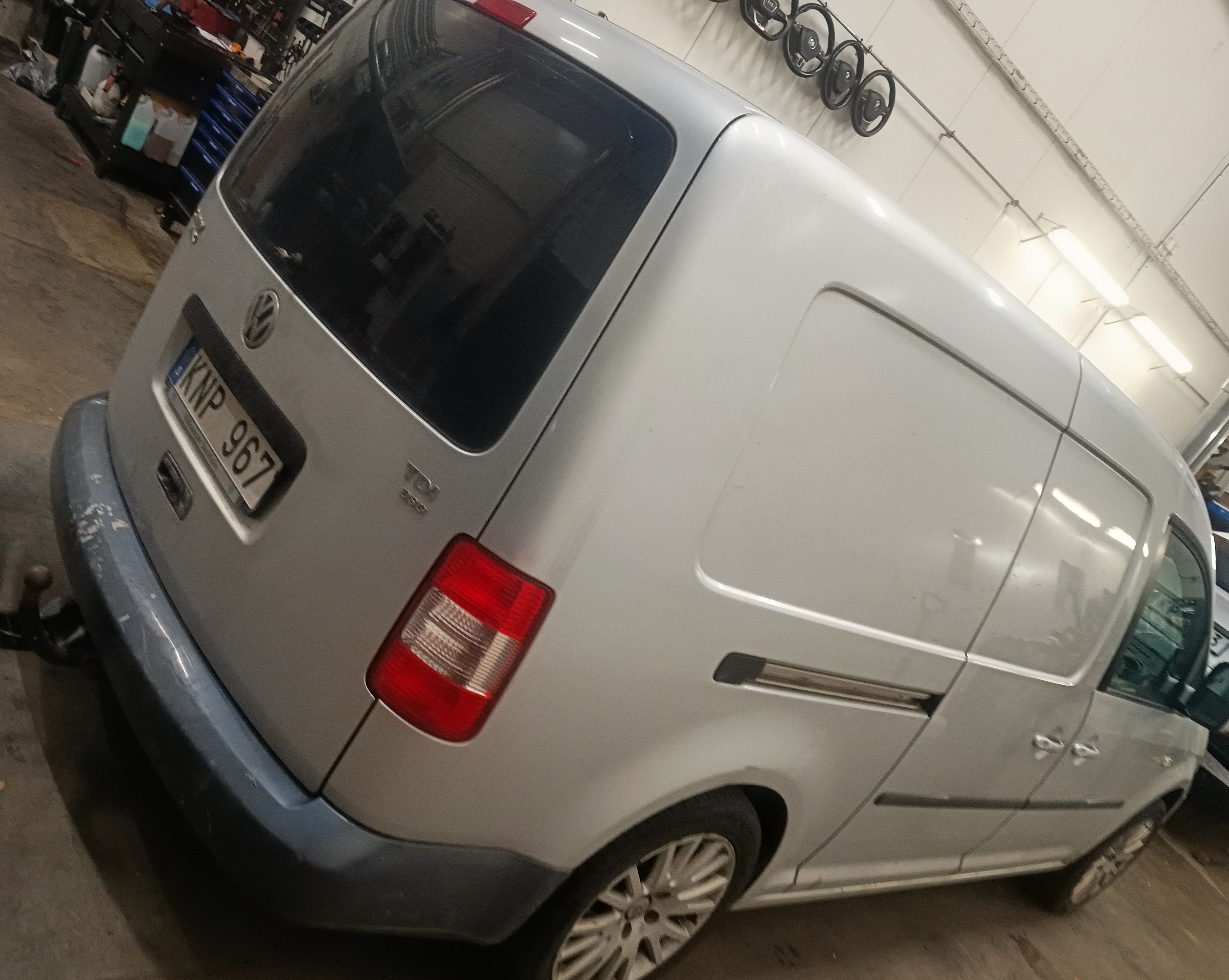 Volkswagen Caddy Maxi 2010, photo 4/5