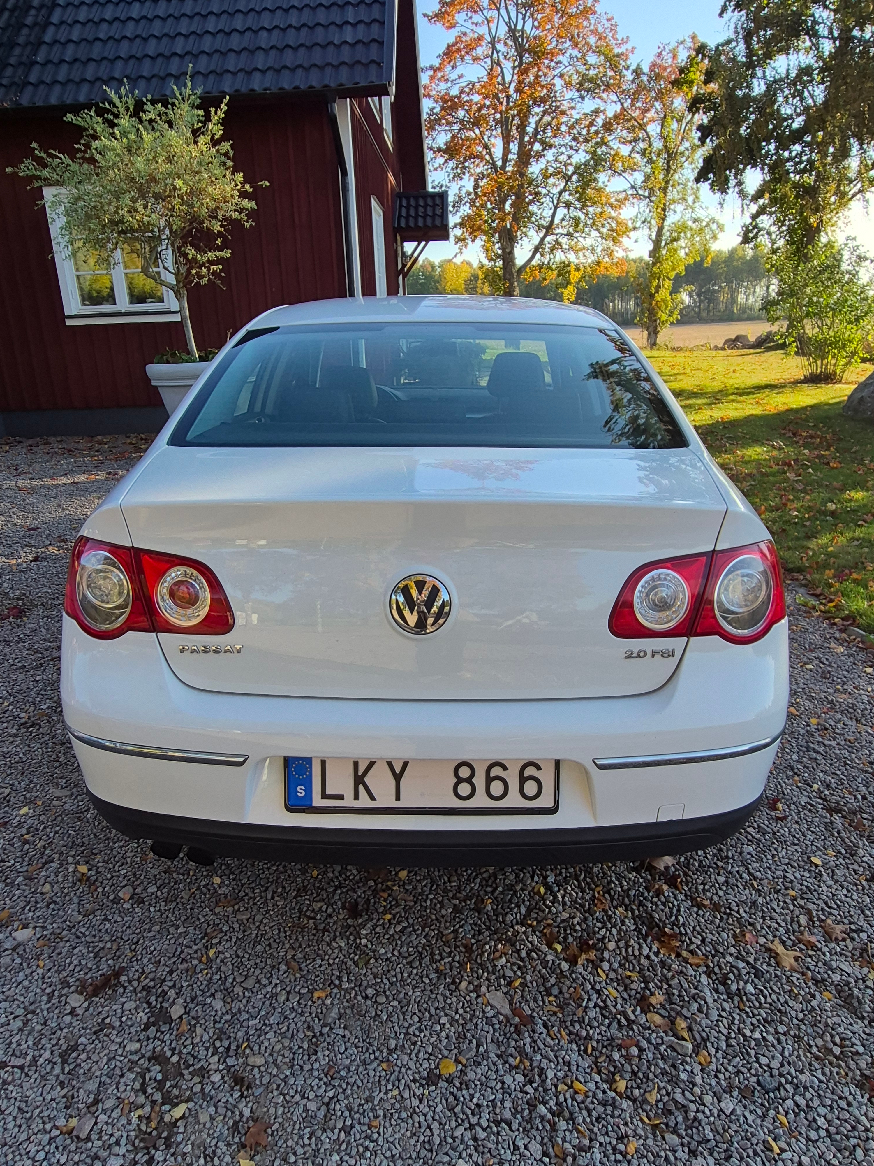 Volkswagen Passat 2.0 FSI Manuell 2008, bild 4/10