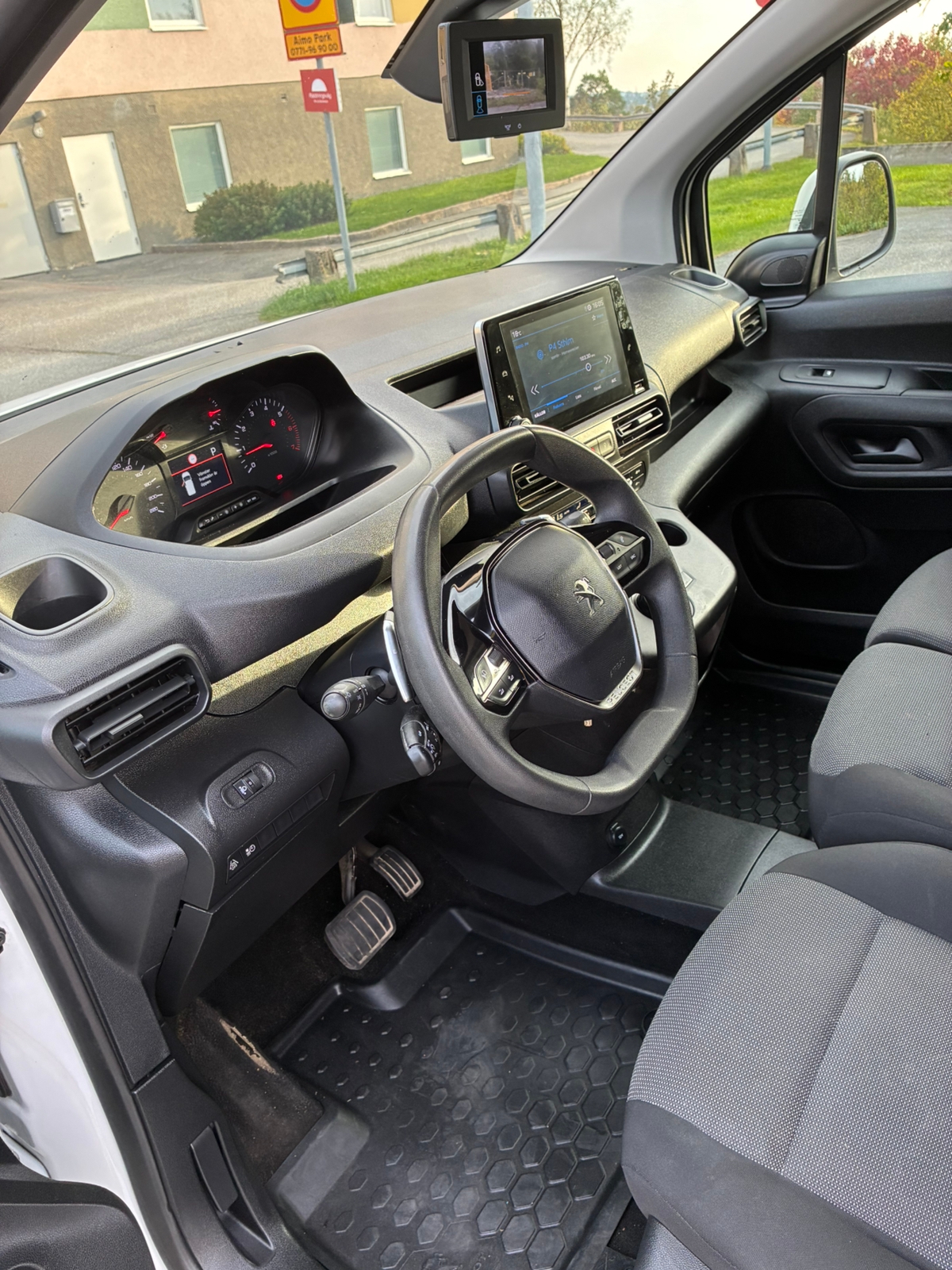 Peugeot Partner 2020, kuva 3/6